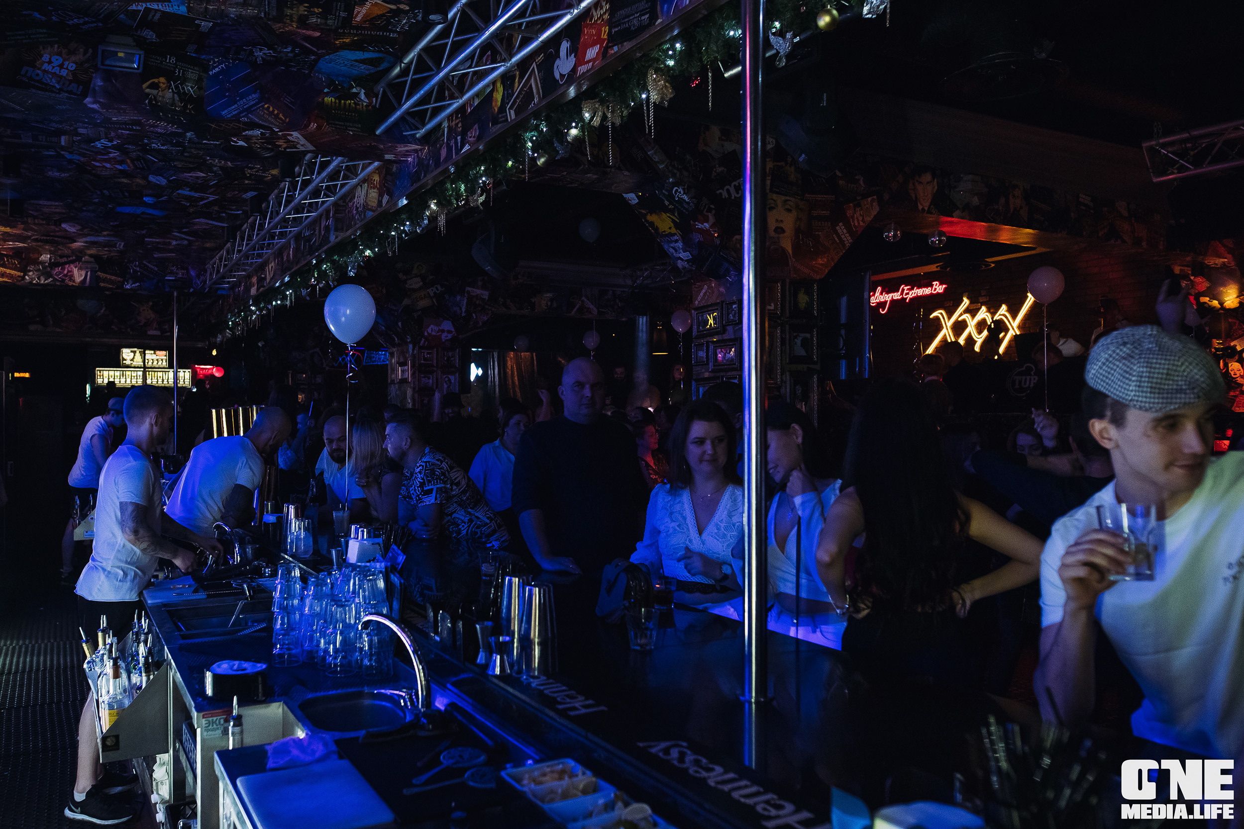 Фоторепортаж из экстрим бара XxxX. One Media Life: фоторепортажи, фотоотчеты с мероприятий и заведений