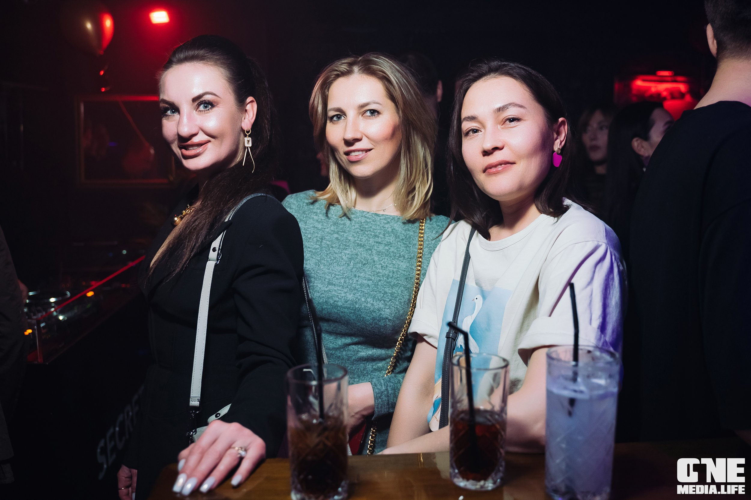 Фоторепортаж из Secret bar. One Media Life: фоторепортажи, фотоотчеты с мероприятий и заведений