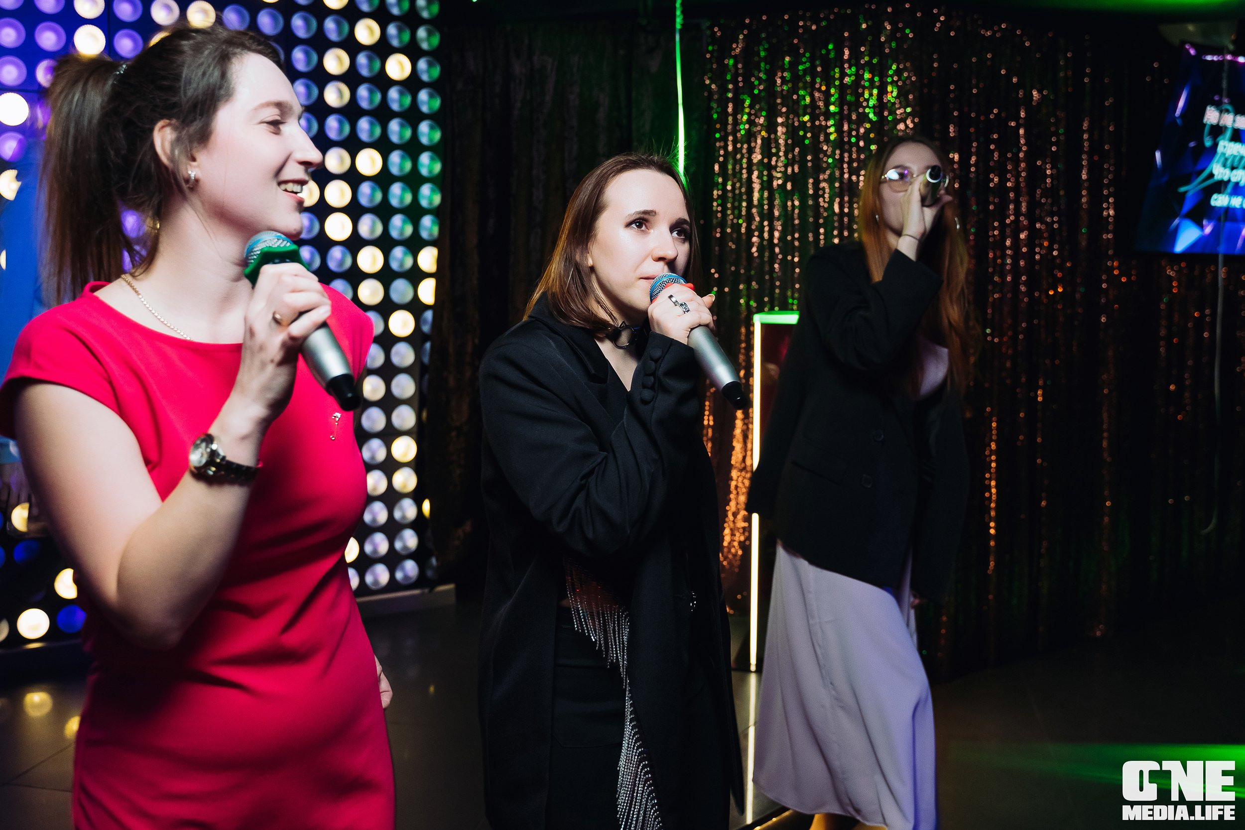 Фоторепортаж из караоке-клуба Эйфория. One Media Life: фоторепортажи, фотоотчеты с мероприятий и заведений