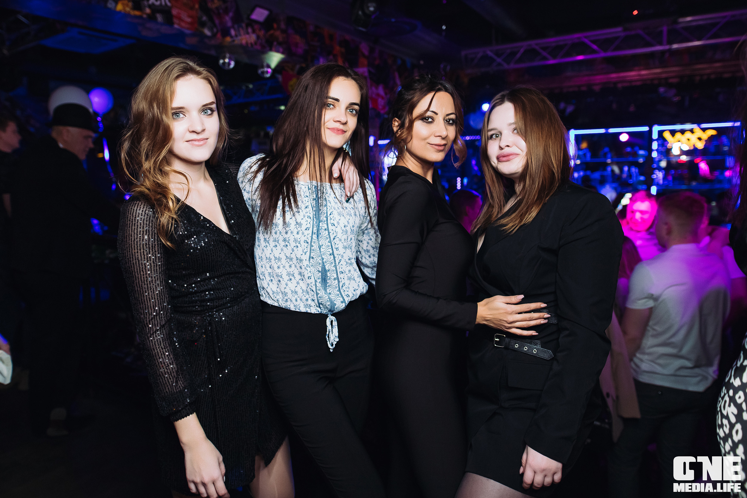 Фоторепортаж из экстрим бара XxxX. One Media Life: фоторепортажи, фотоотчеты с мероприятий и заведений