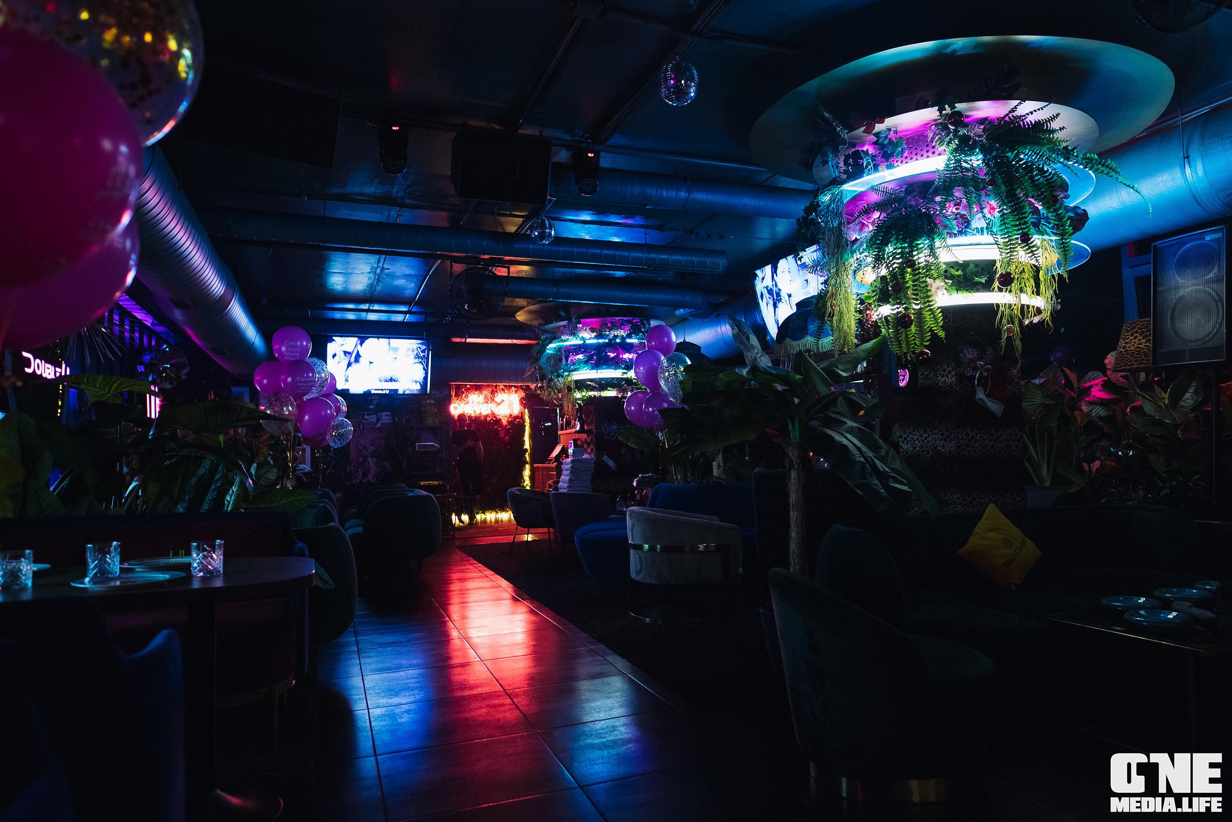 Фоторепортаж из DoubleU. One Media Life: фоторепортажи, фотоотчеты с мероприятий и заведений