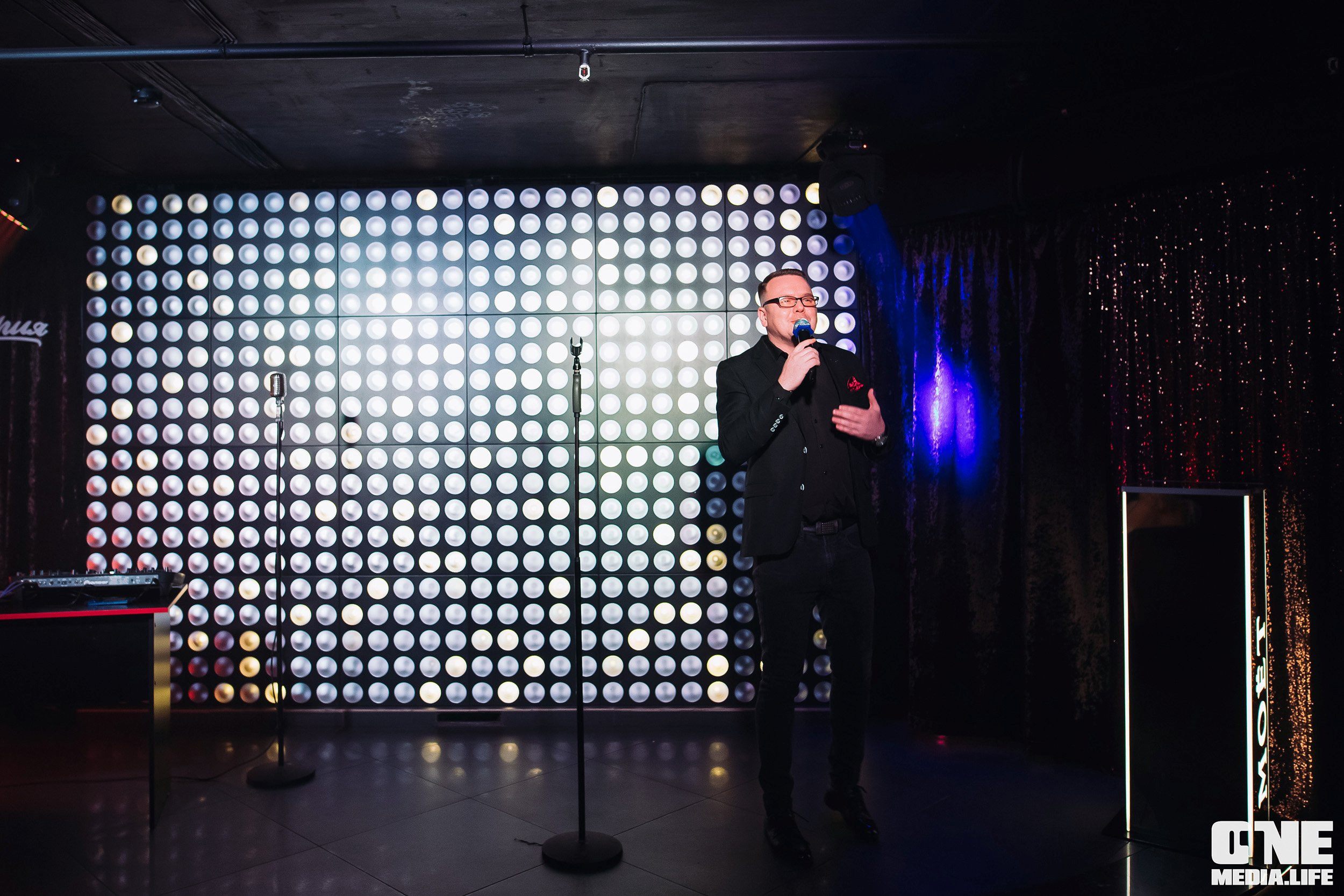 Фоторепортаж из караоке-клубе Эйфория. One Media Life: фоторепортажи, фотоотчеты с мероприятий и заведений