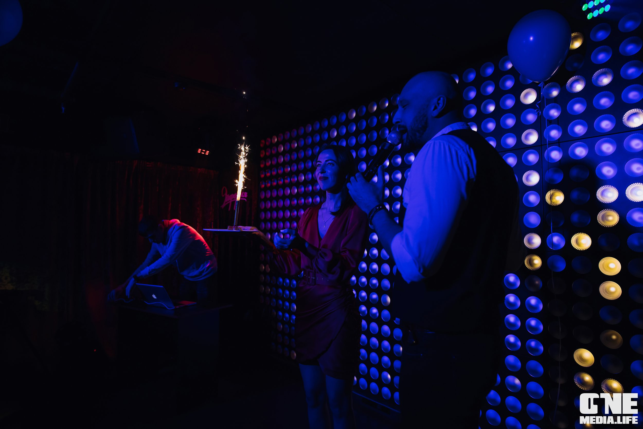 Фоторепортаж из караоке-клуба Эйфория. One Media Life: фоторепортажи, фотоотчеты с мероприятий и заведений