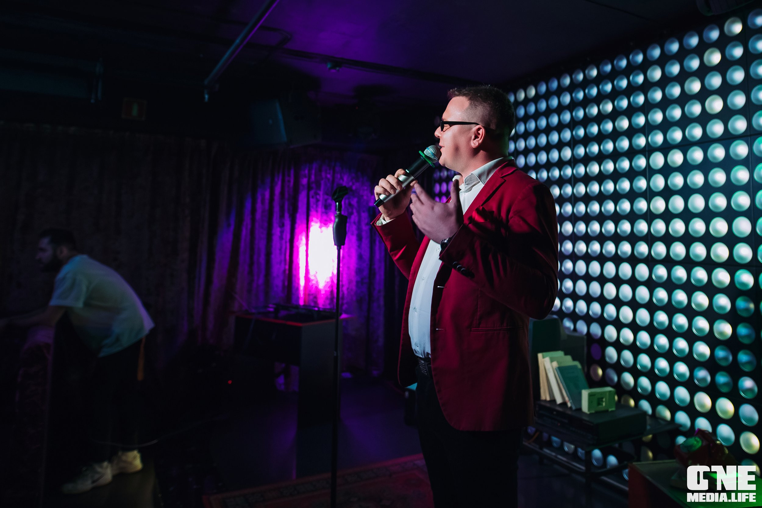 Фоторепортаж из караоке-клуба Эйфория. One Media Life: фоторепортажи, фотоотчеты с мероприятий и заведений