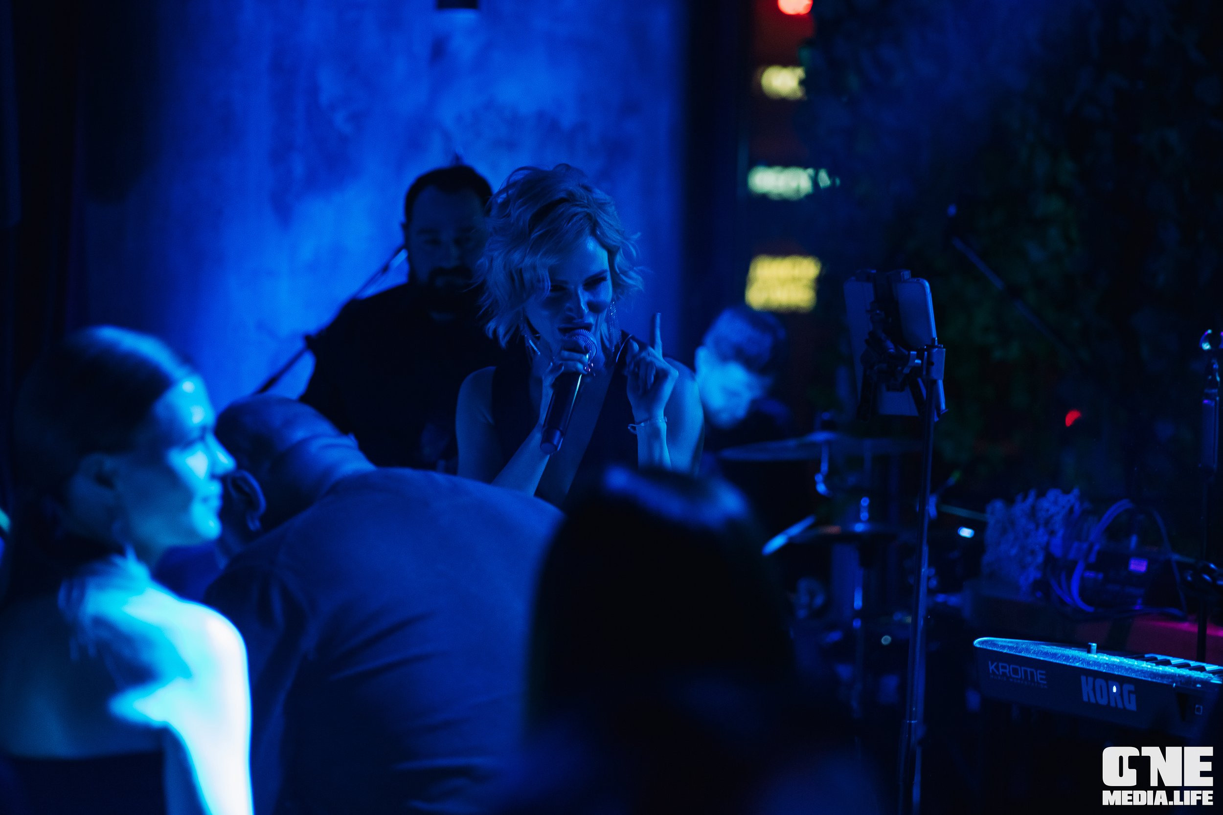 Клубный концерт: группа «ГРОМЧЕ» в The Gallery. One Media Life: фоторепортажи, фотоотчеты с мероприятий и заведений