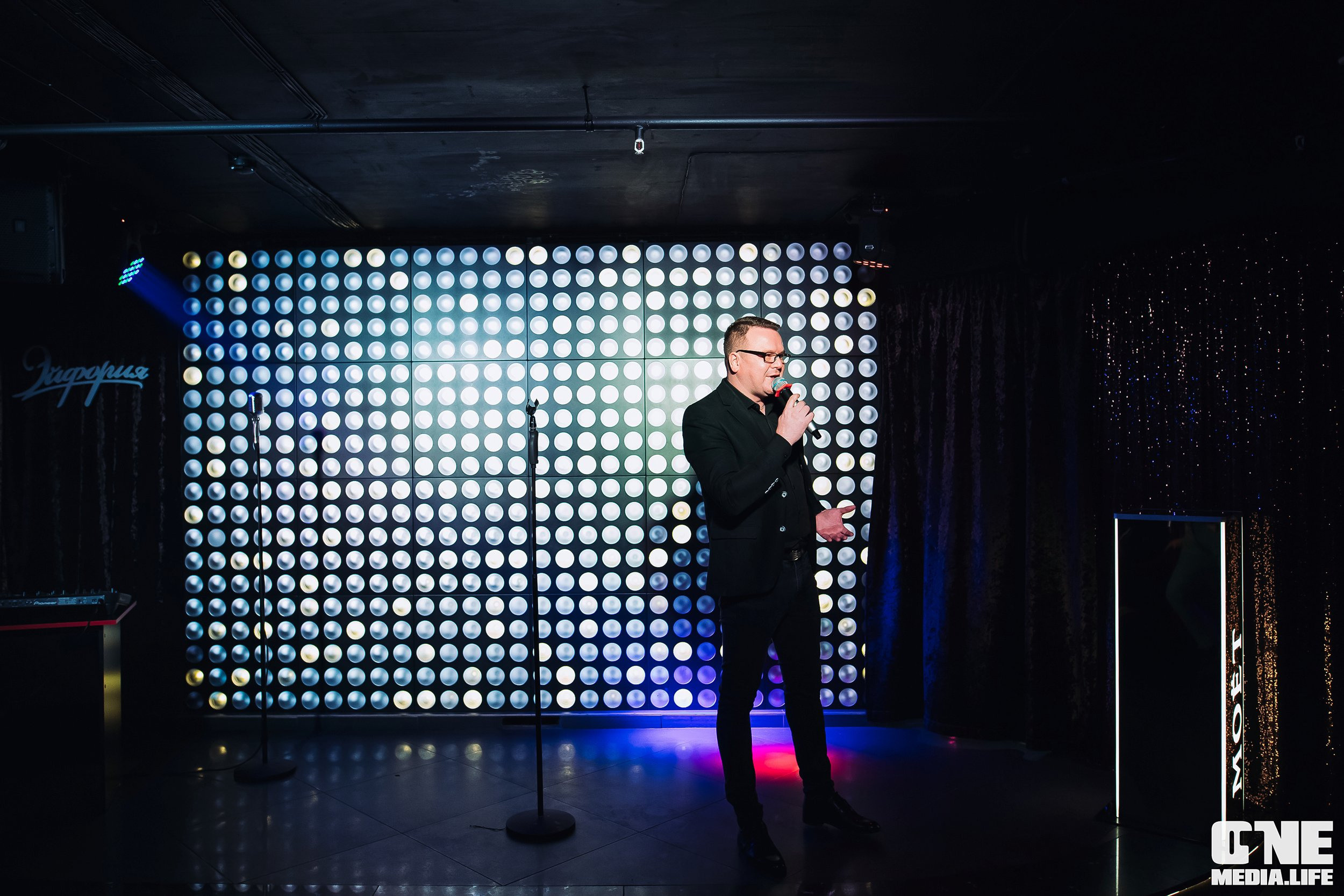 Фоторепортаж из караоке-клуба Эйфория. One Media Life: фоторепортажи, фотоотчеты с мероприятий и заведений