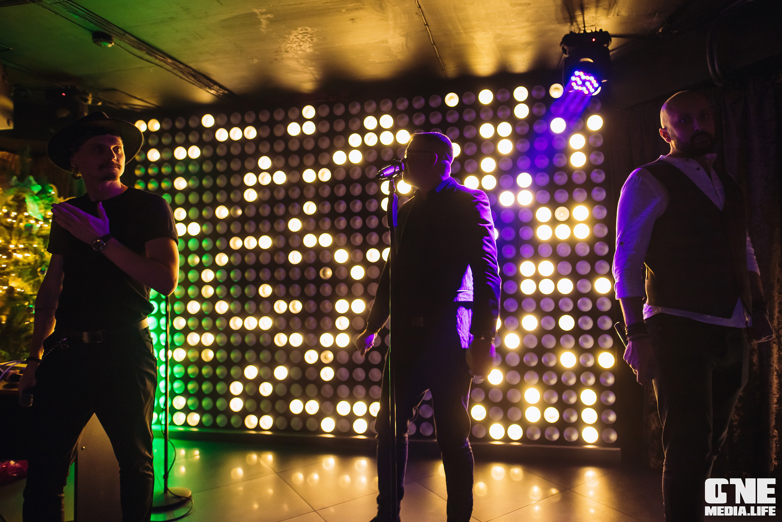 Фоторепортаж из караоке-клуба Эйфория. One Media Life: фоторепортажи, фотоотчеты с мероприятий и заведений