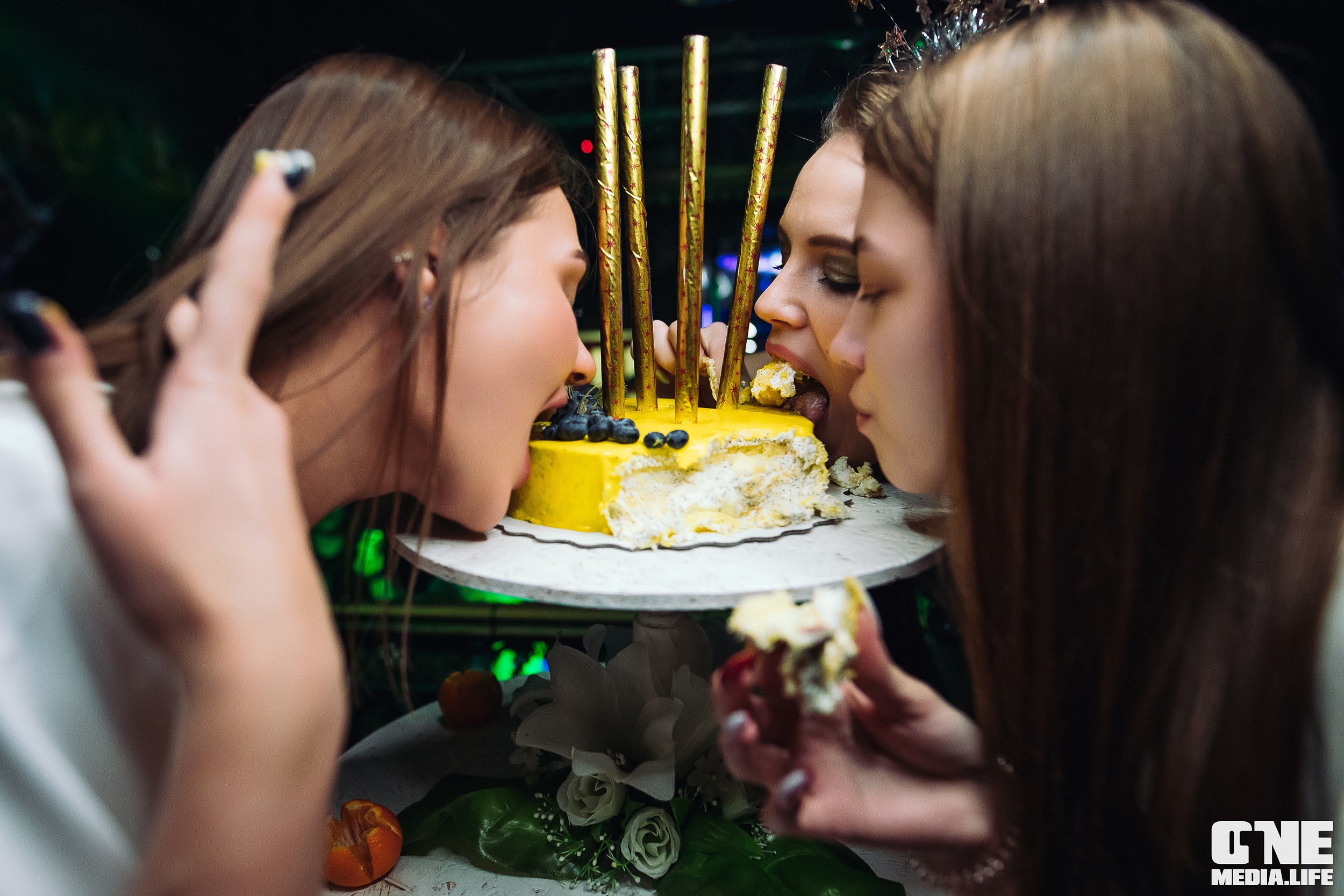 Фоторепортаж из экстрим бара XxxX. One Media Life: фоторепортажи, фотоотчеты с мероприятий и заведений