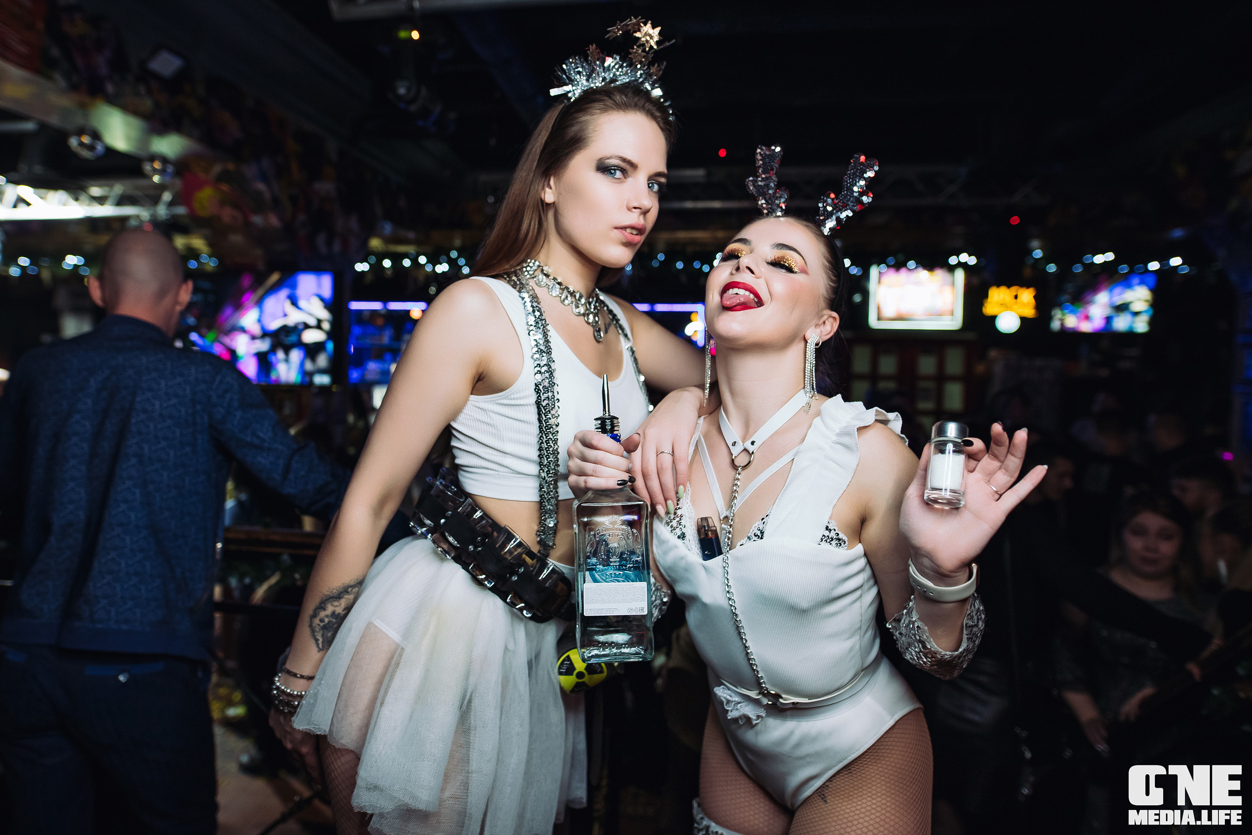 Фоторепортаж из экстрим бара XxxX. One Media Life: фоторепортажи, фотоотчеты с мероприятий и заведений