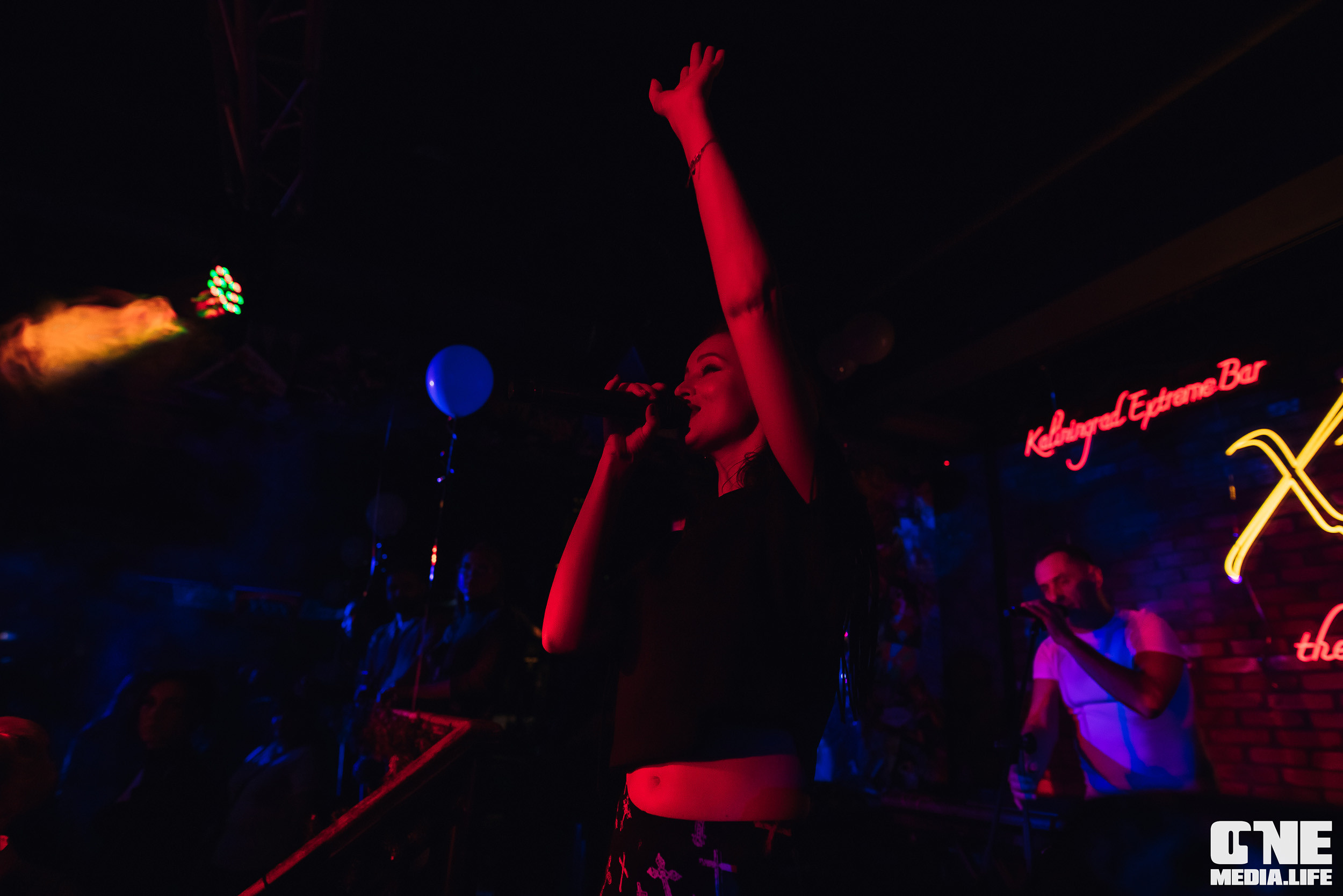 Фоторепортаж из экстрим бара XxxX. One Media Life: фоторепортажи, фотоотчеты с мероприятий и заведений
