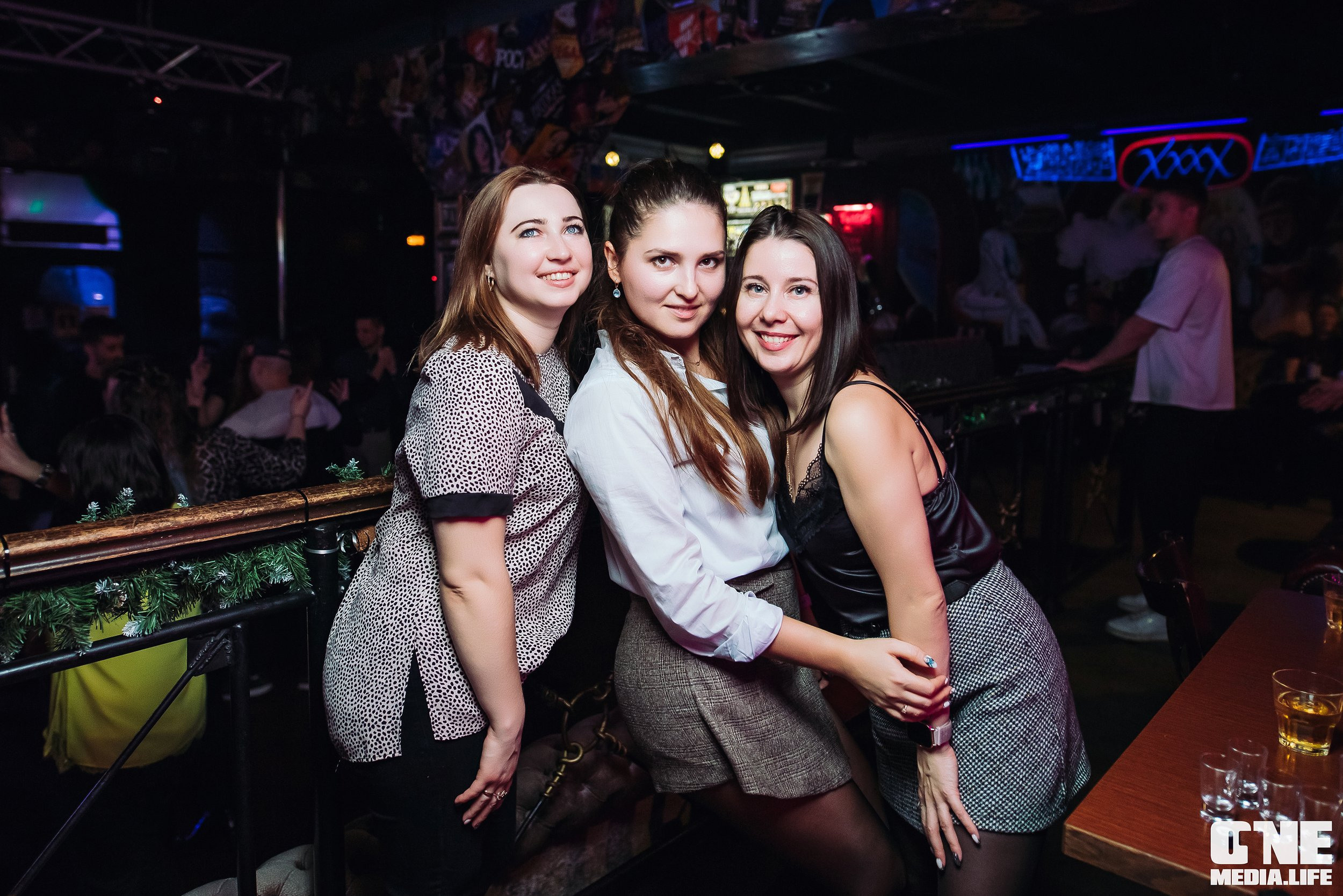 Фоторепортаж из бара XxxX. One Media Life: фоторепортажи, фотоотчеты с мероприятий и заведений