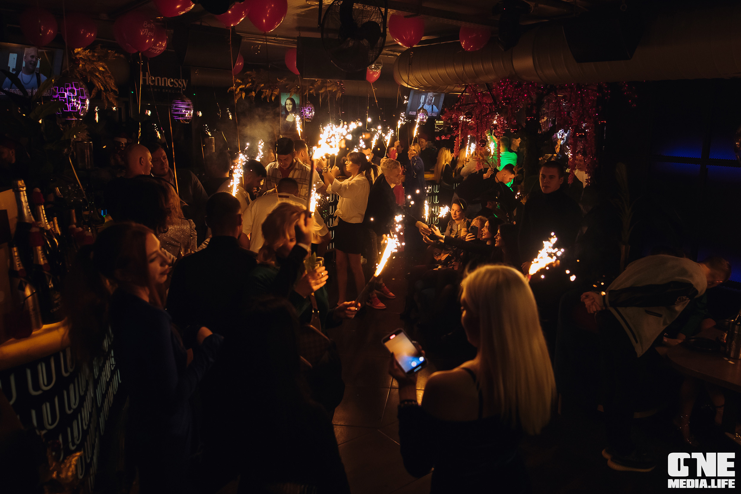 Фоторепортаж из DoubleU. One Media Life: фоторепортажи, фотоотчеты с мероприятий и заведений