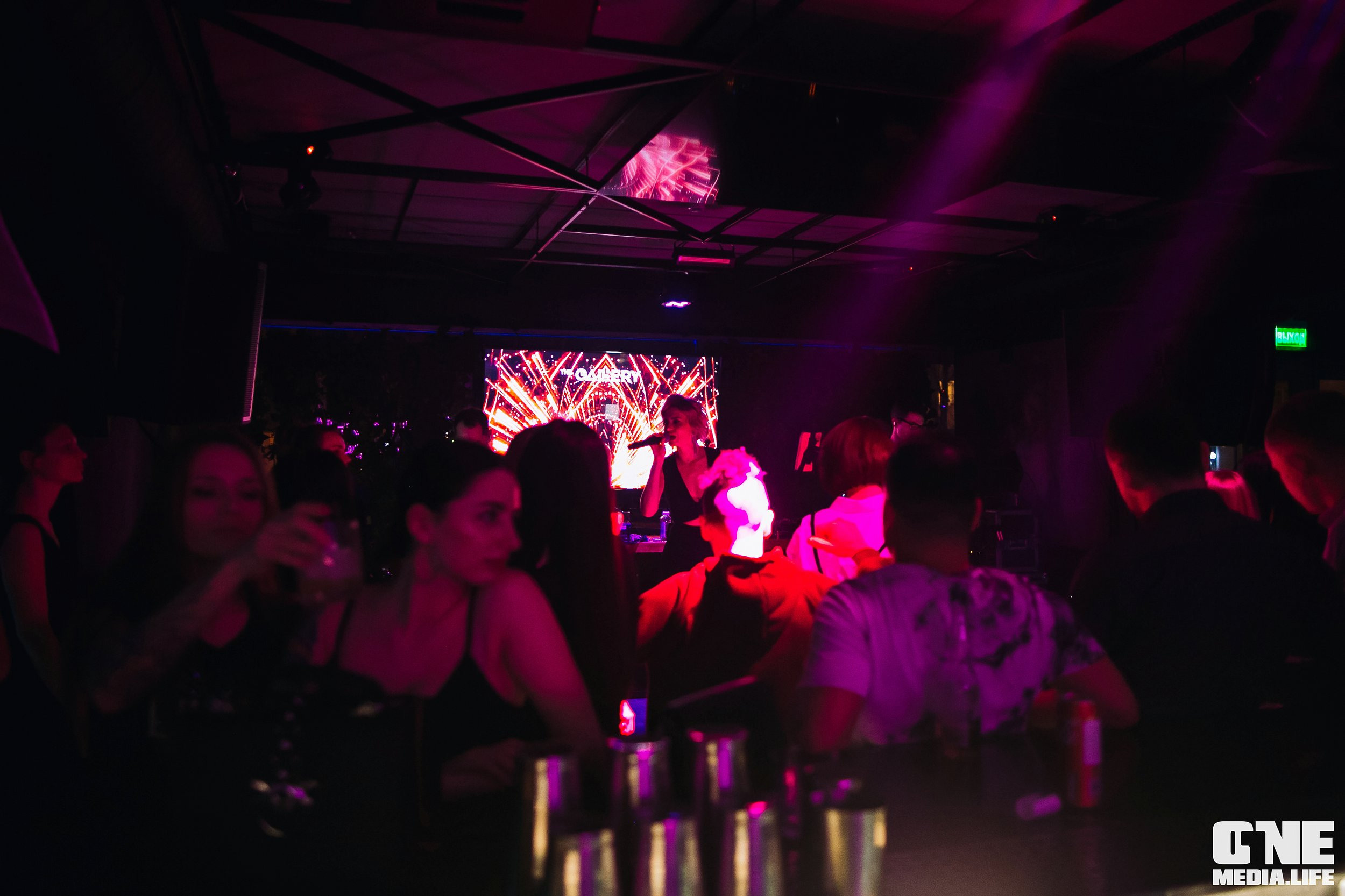 Клубный концерт: группа «ГРОМЧЕ» в The Gallery. One Media Life: фоторепортажи, фотоотчеты с мероприятий и заведений