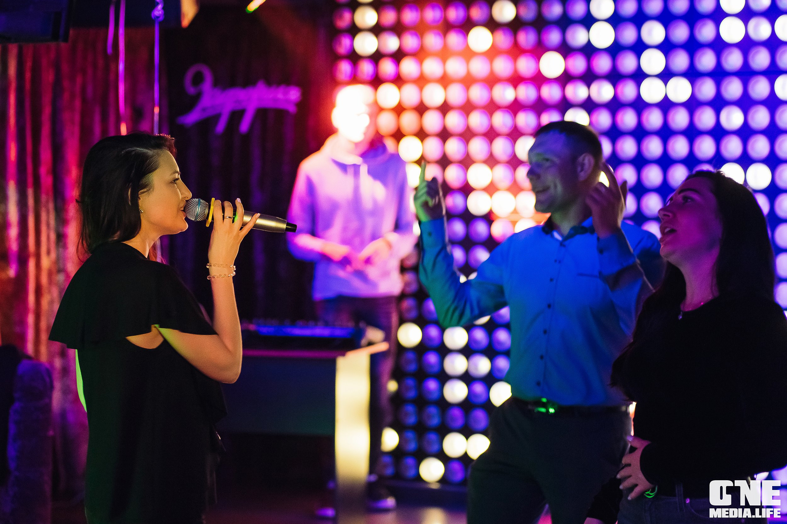 Фоторепортаж из караоке-клуба Эйфория. One Media Life: фоторепортажи, фотоотчеты с мероприятий и заведений
