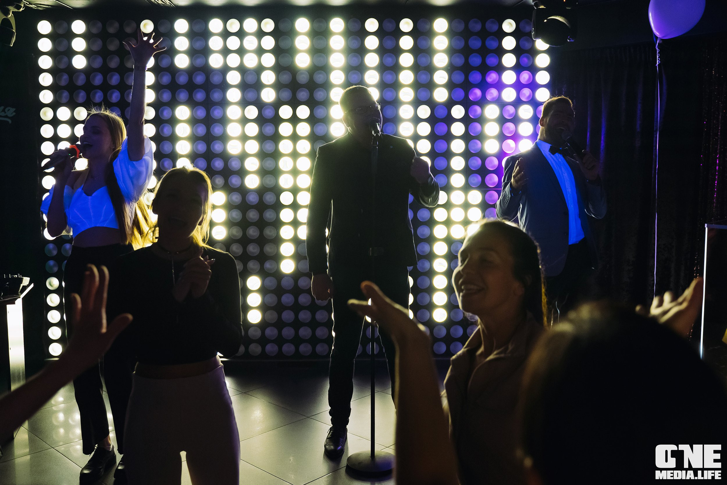 Фоторепортаж из караоке-клуба Эйфория. One Media Life: фоторепортажи, фотоотчеты с мероприятий и заведений