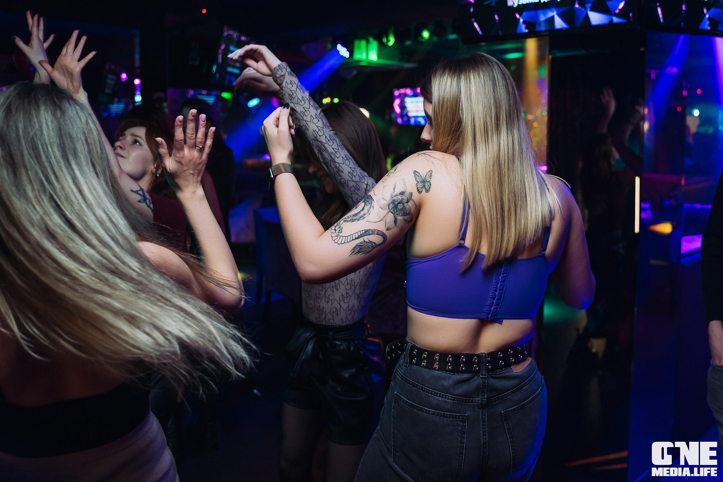 Фоторепортаж из караоке-клуба Эйфория. One Media Life: фоторепортажи, фотоотчеты с мероприятий и заведений