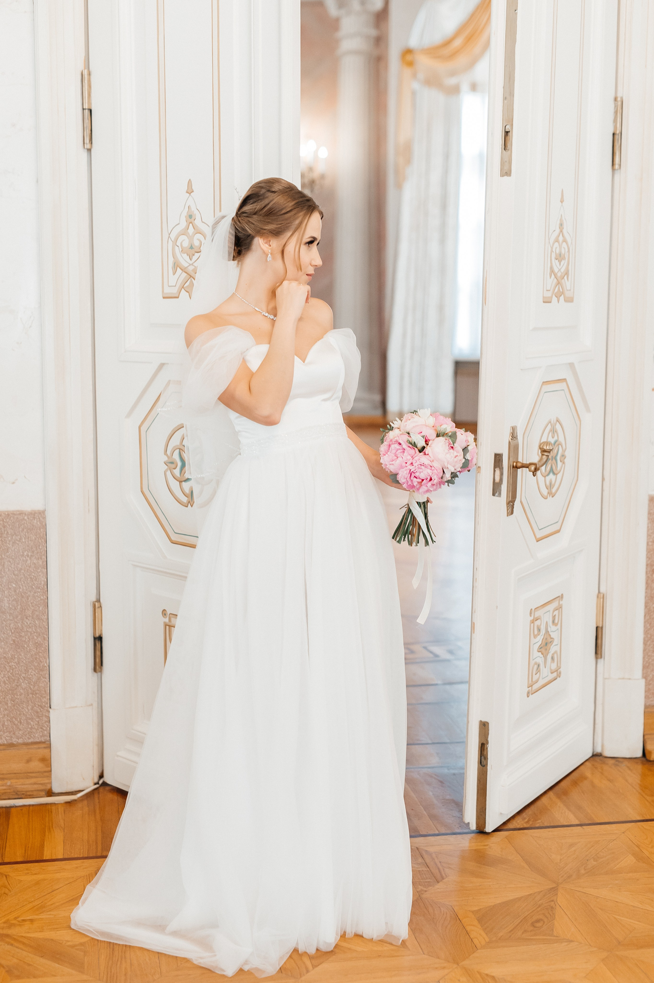 Свадебная фотосессия. Фотограф Арина Агапова. Подольск, Москва https://arinafoto.wfolio.pro/