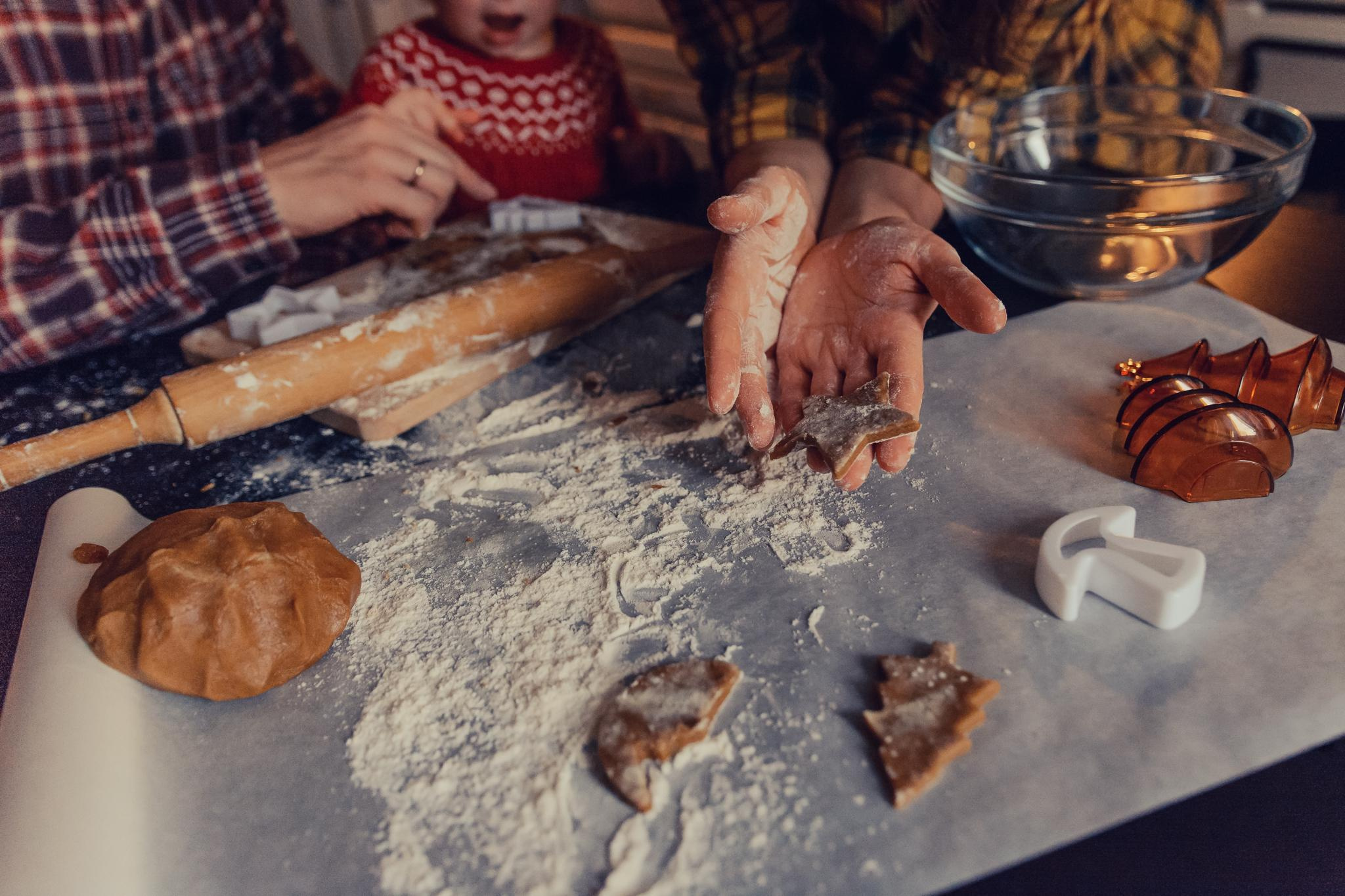 Новогодняя уютная фотосессия с печеньками. Семейный фотограф. Lifestyle. Москва. Анастасия Михайлова