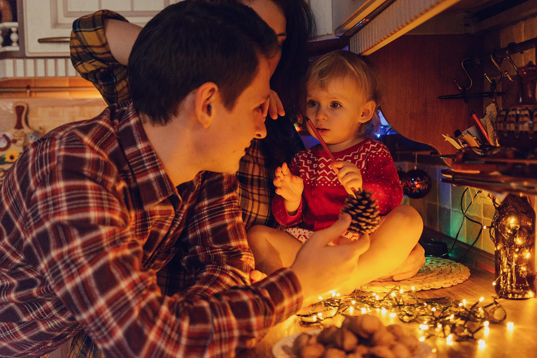 Новогодняя уютная фотосессия с печеньками. Семейный фотограф. Lifestyle. Москва. Анастасия Михайлова