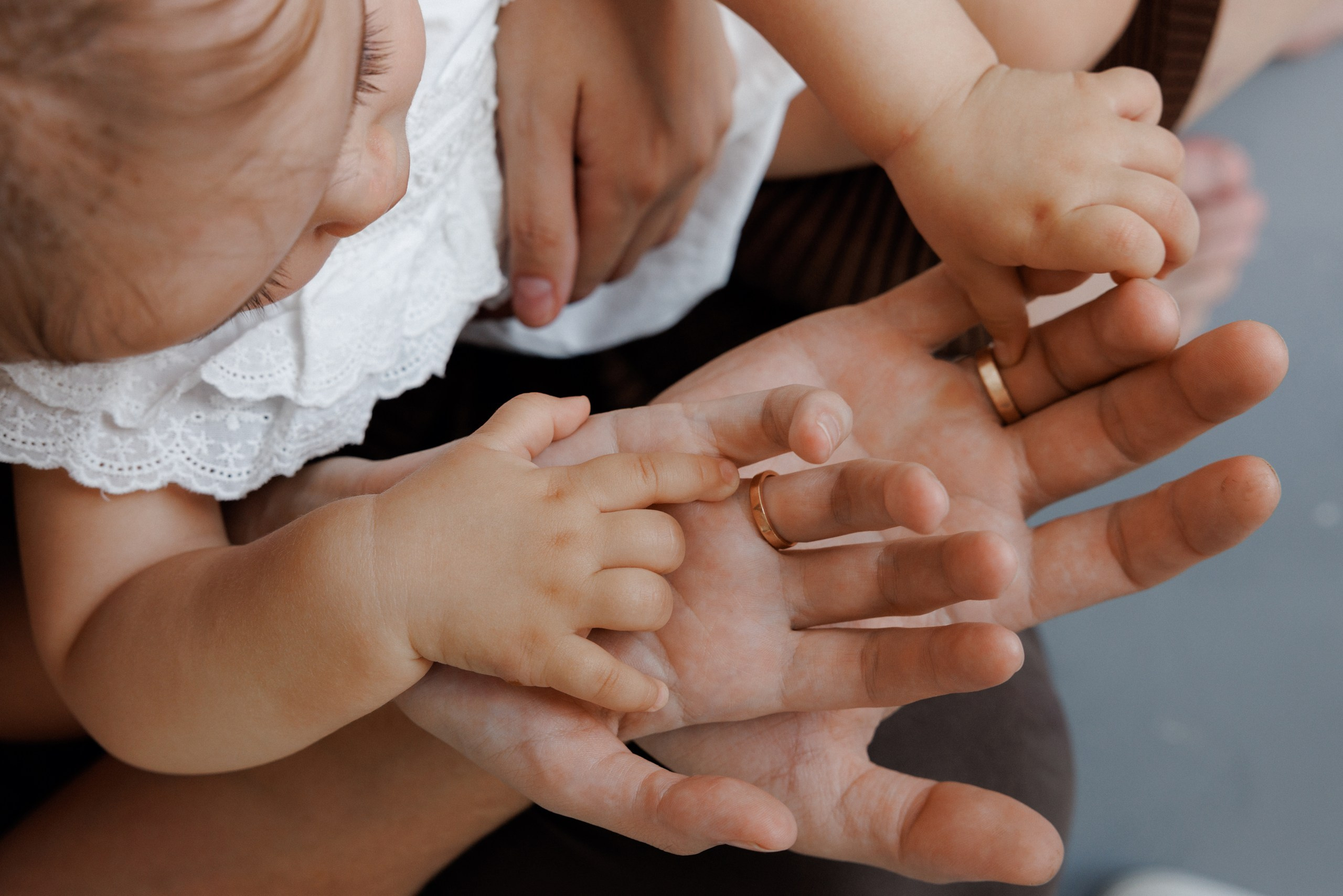 Годик в студии. Свадебный и семейный фотограф в Твери, Москве, Санкт-Петербурге