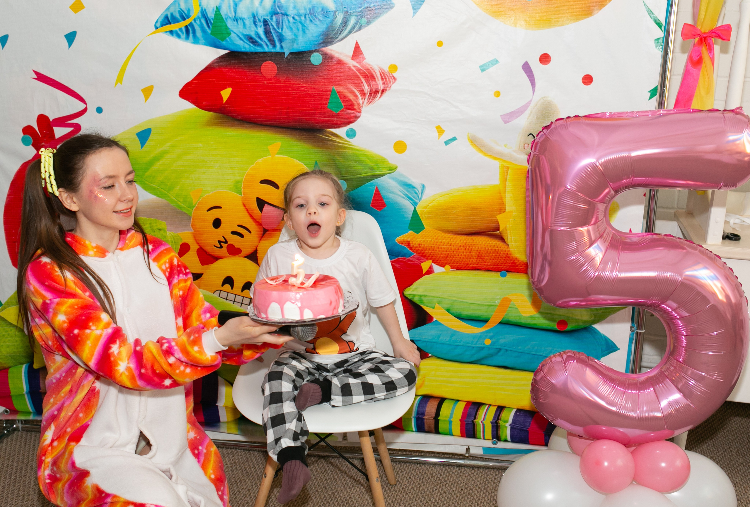 Праздники. Фотограф новорожденных и семейный фотограф НСО г. Бердск Марина Львова