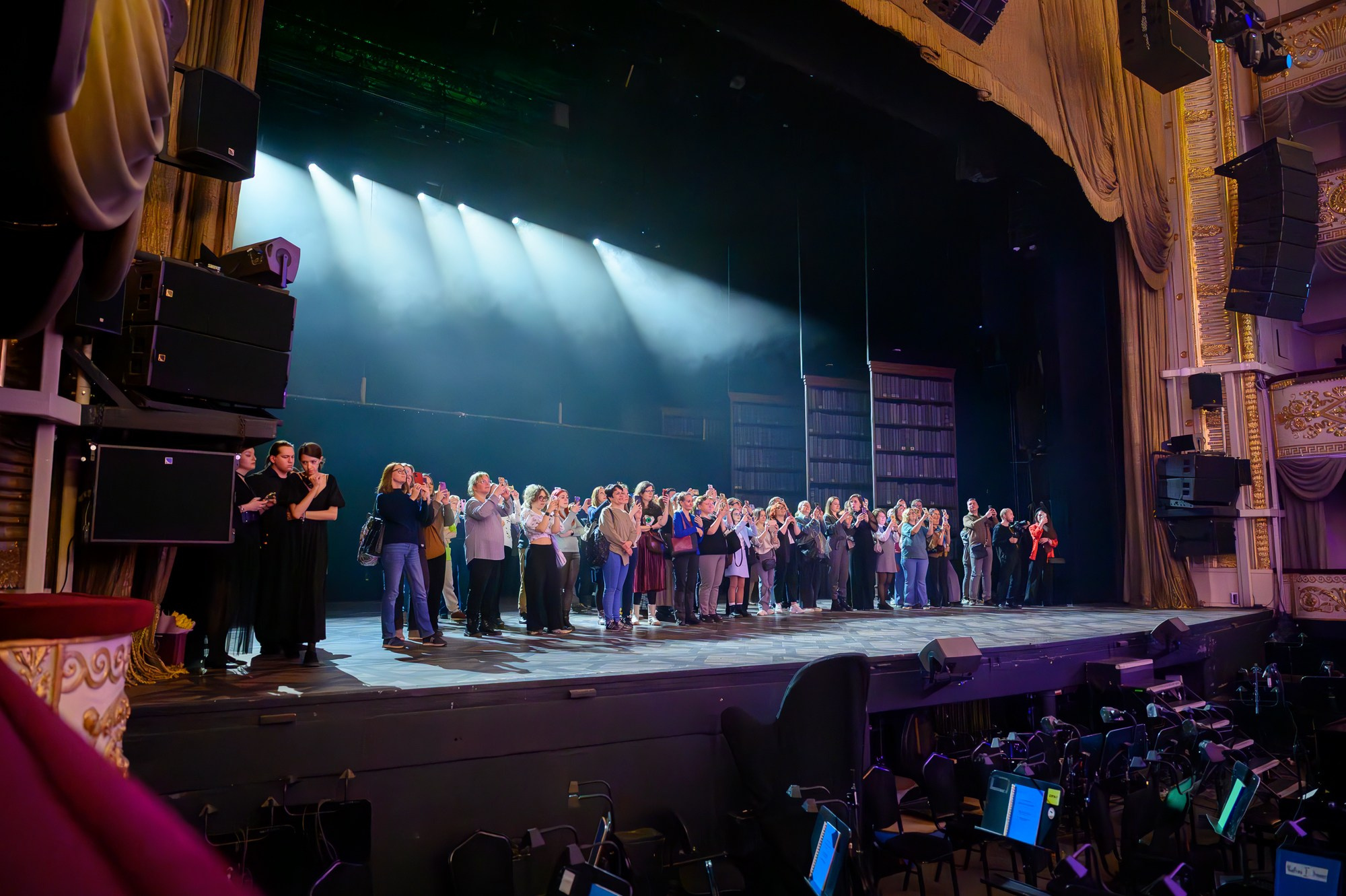 Репортажная съемка мероприятия «Ночь театров» в Московском театре оперетты. 2025. Фотограф Анна Мельникова | Москва