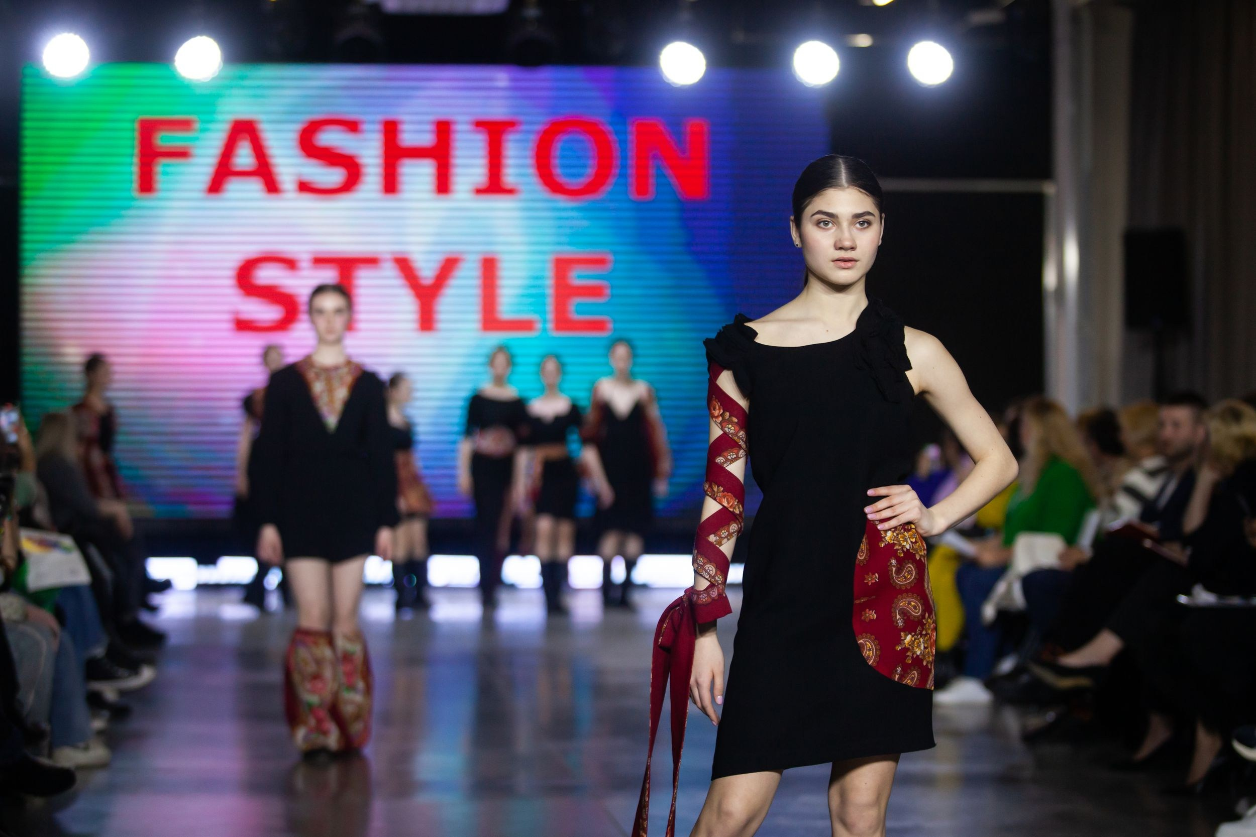 Фестиваль моды и красоты Fashion Style (11 мая 2024). Репортажный фотограф Алексей Пирязев