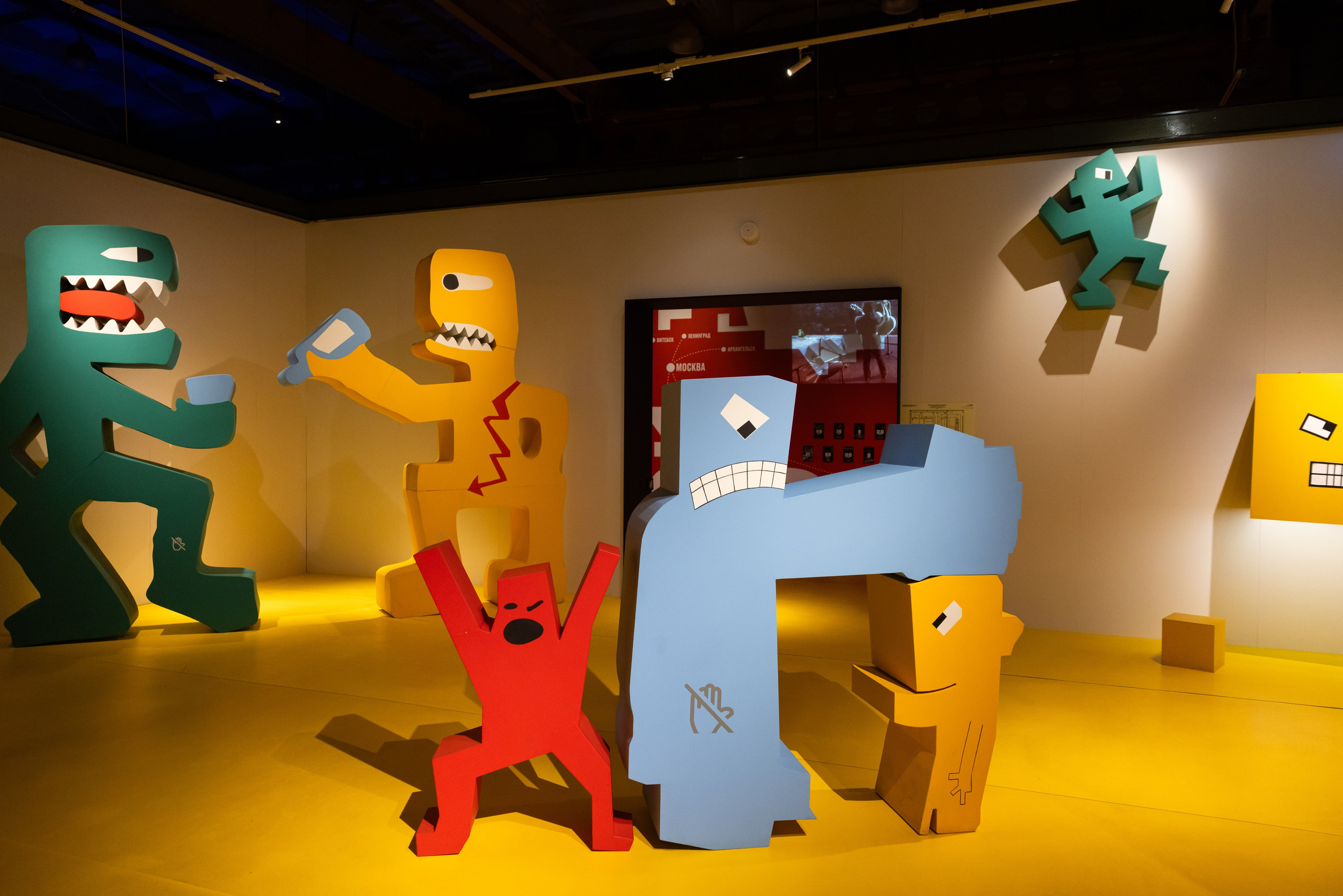 Выставка-байопик «Виктор Цой. Легенда» (10 октября 2025). Репортажный фотограф Алексей Пирязев