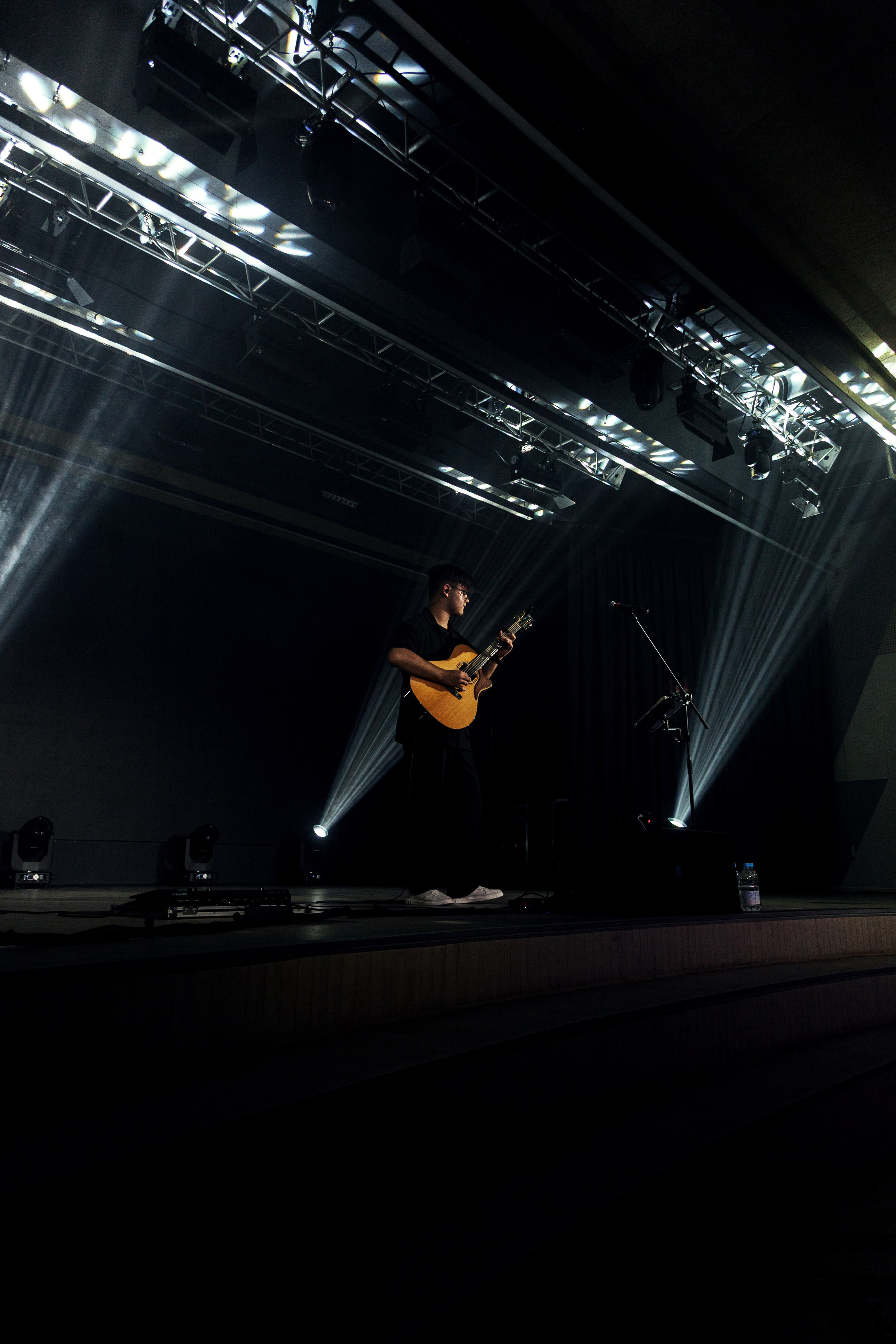 Дамир. Сольник Ноябрь 2025. Design Muginov