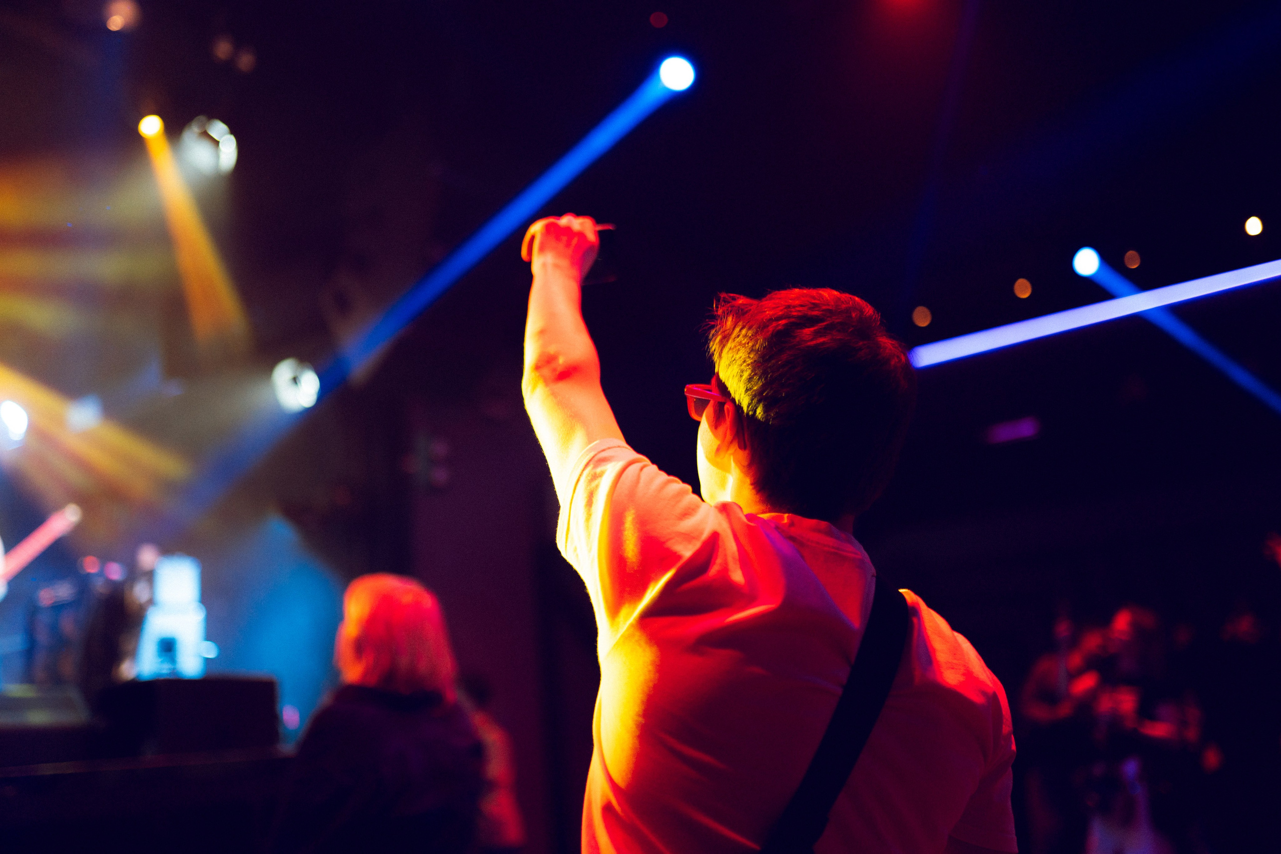 «Под небом» (Клуб Pravda) 25.05.2024. Максим Яковлев — фотограф в Москве