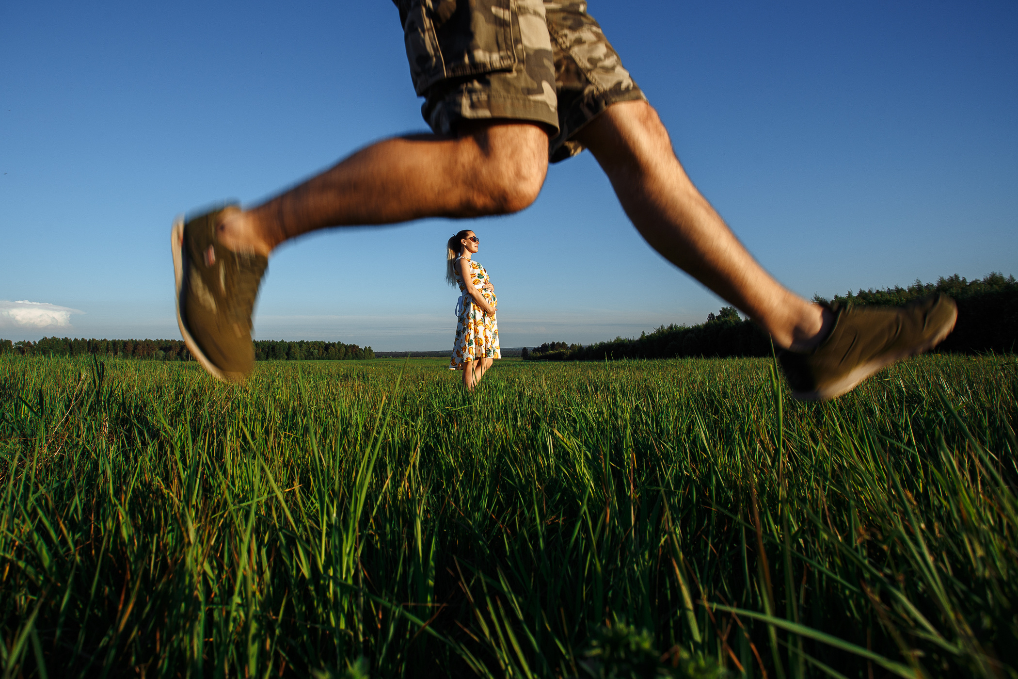 В поле. Свадебный и семейный фотограф в Твери, Москве, Санкт-Петербурге