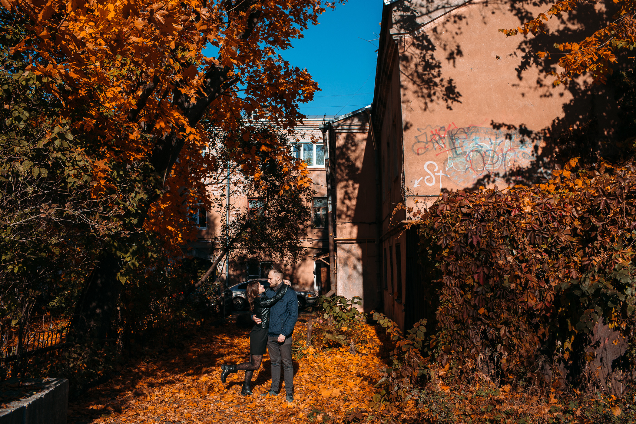 Фотосессия пары, лав стори, предсвадебная съемка. Свадебный и семейный фотограф в Твери, Москве, Санкт-Петербурге