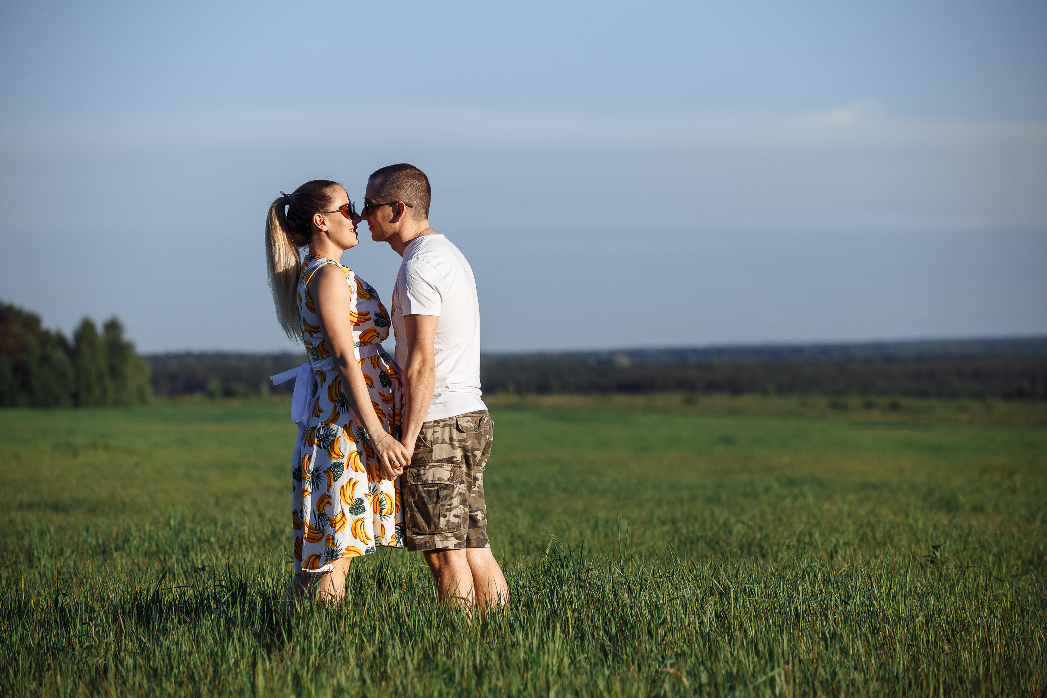 В поле. Свадебный и семейный фотограф в Твери, Москве, Санкт-Петербурге