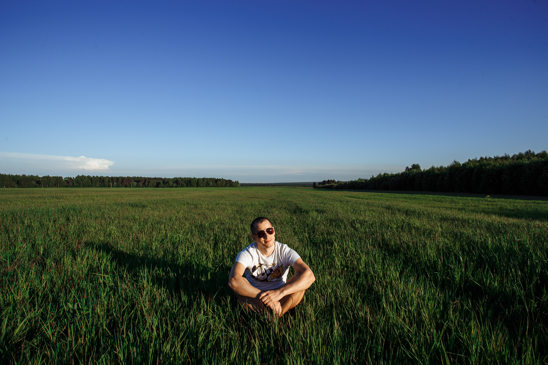 В поле. Свадебный и семейный фотограф в Твери, Москве, Санкт-Петербурге