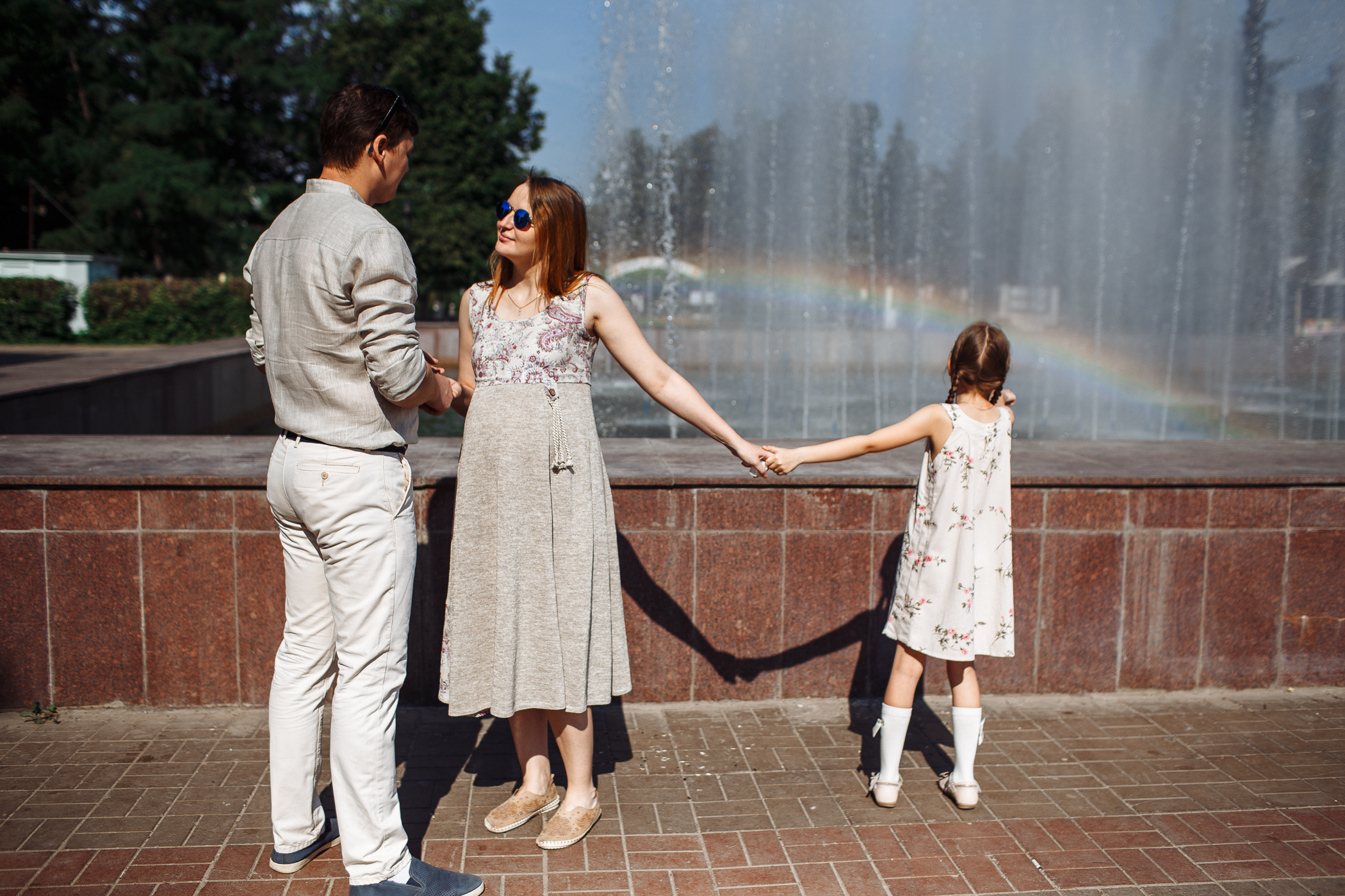 Семейная прогулка по городу. Свадебный и семейный фотограф в Твери, Москве, Санкт-Петербурге