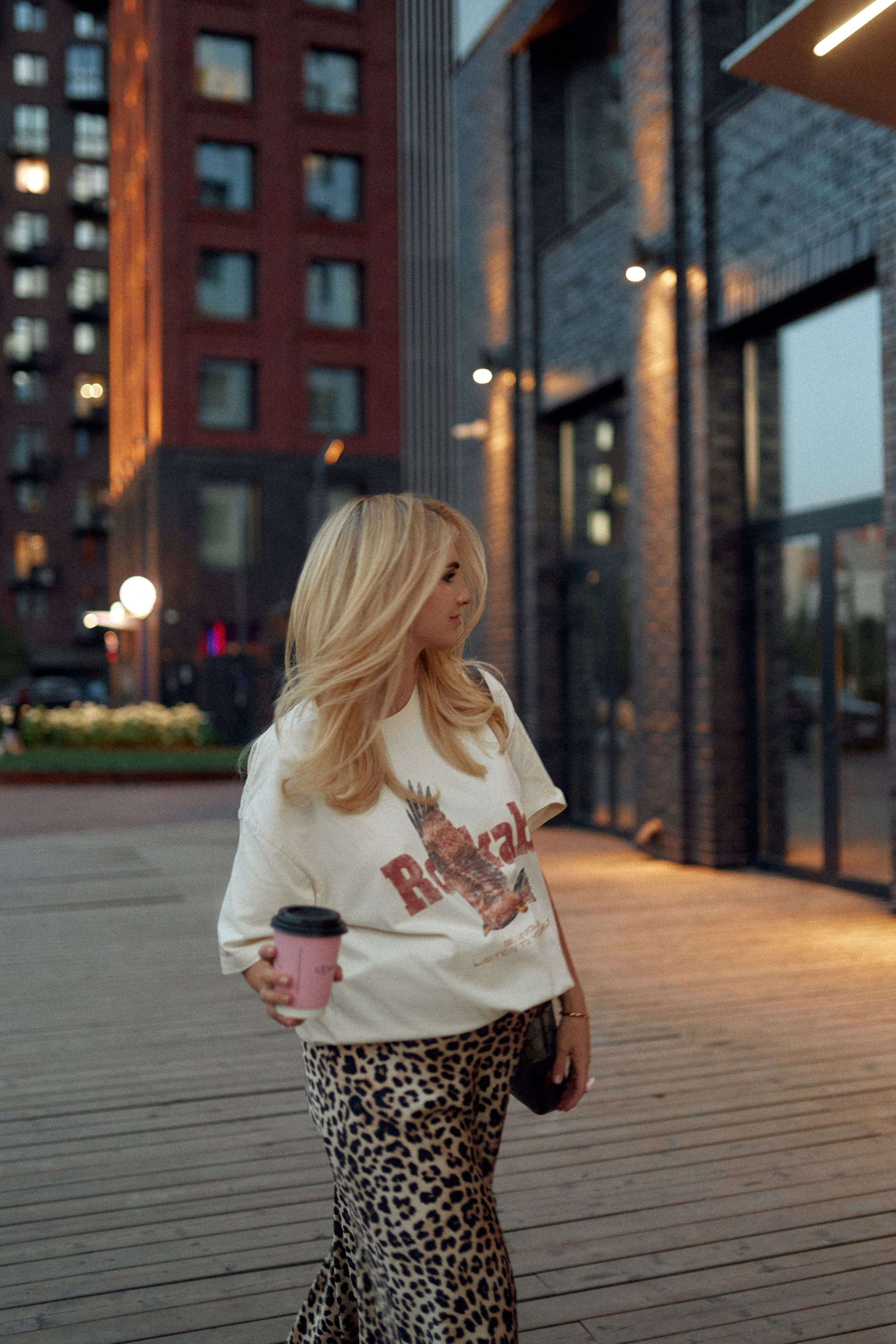 Стильная фотосессия беременности. Сестры Карабаза. Фотографы и ретушеры в Москве и Санкт-Петербурге