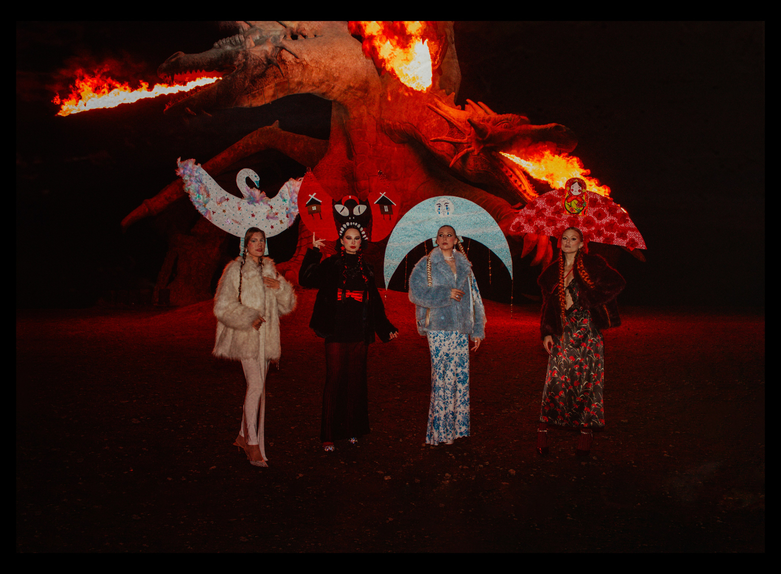 Кокошники. Маська