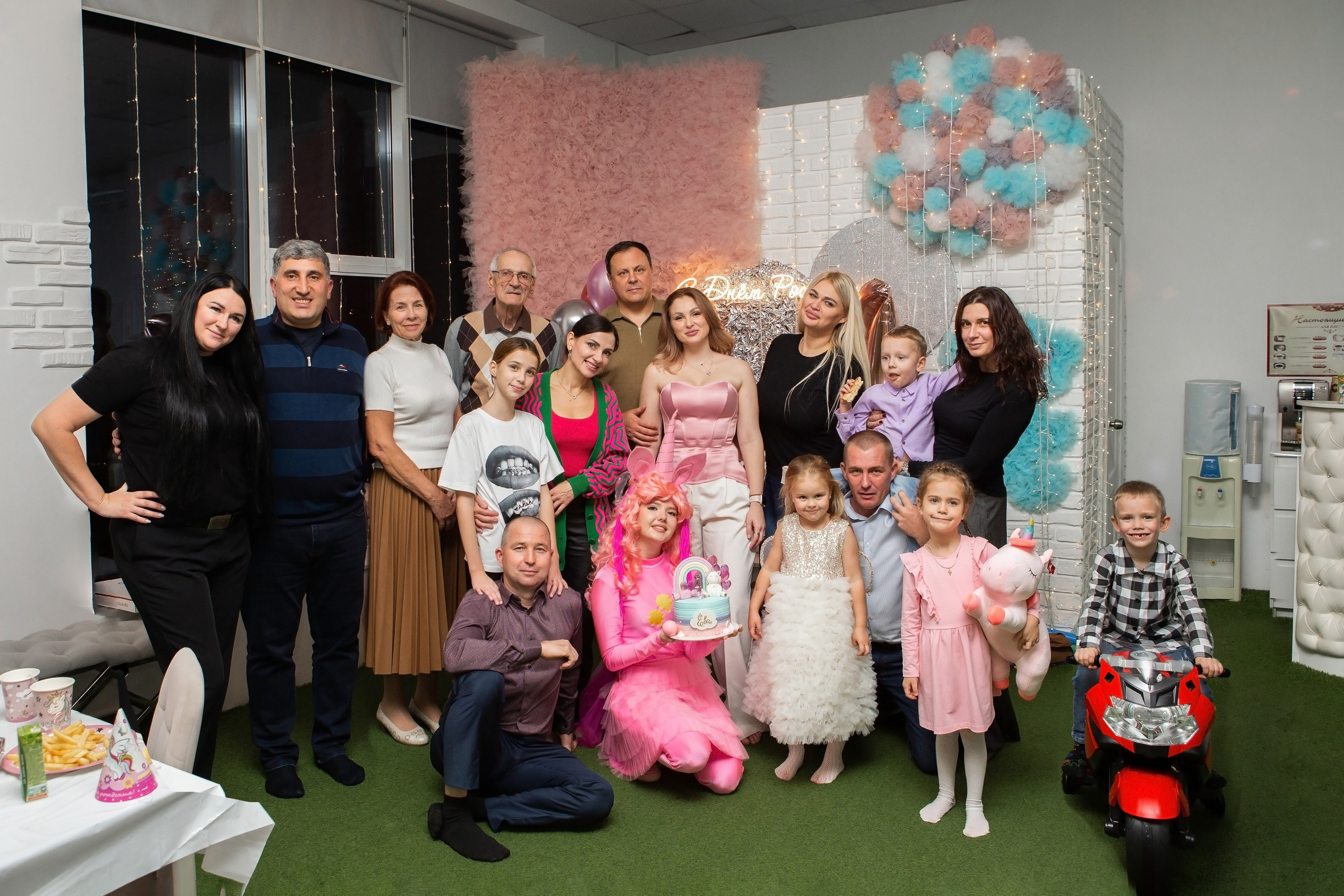 Ева 4 года. День рождения. Фотограф в Краснодаре. Свадьбы| Репортажи| Портреты