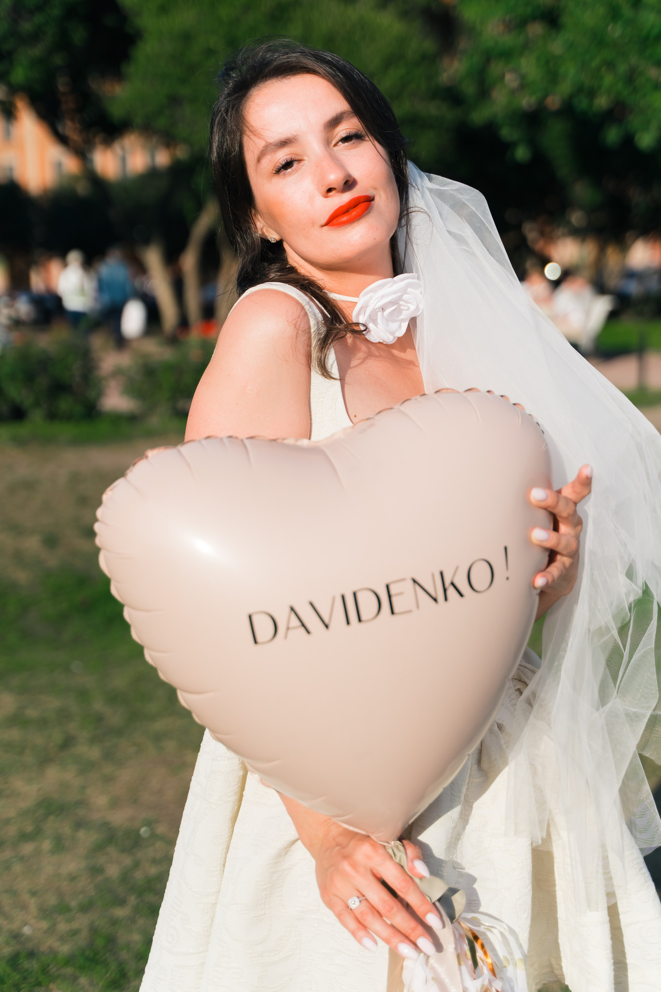 Фотосъемка девичника, встреча девушек, веселые женские портреты