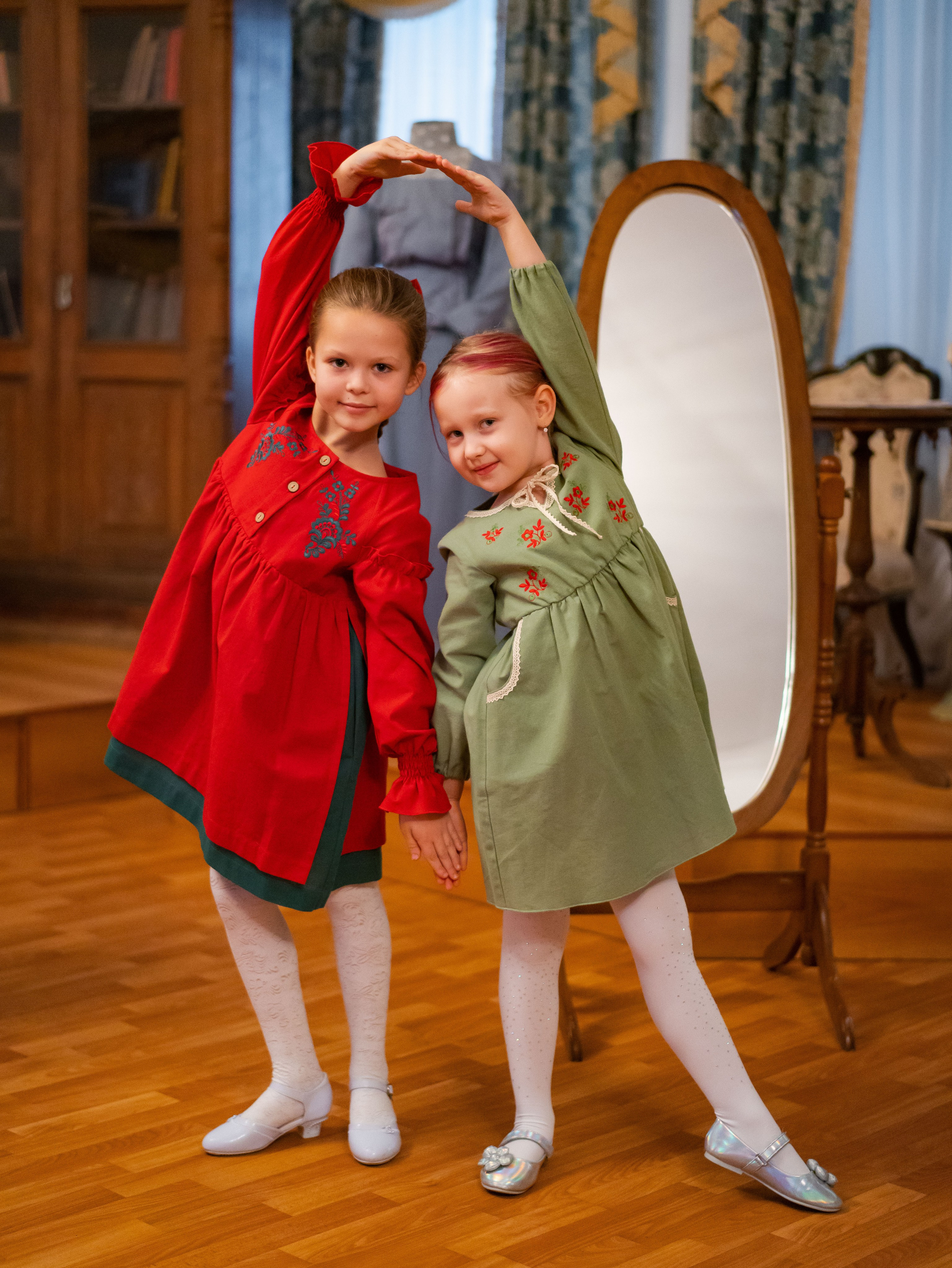 Показ одежды в рамках выставки «105. Лучшее». Фотограф Москва