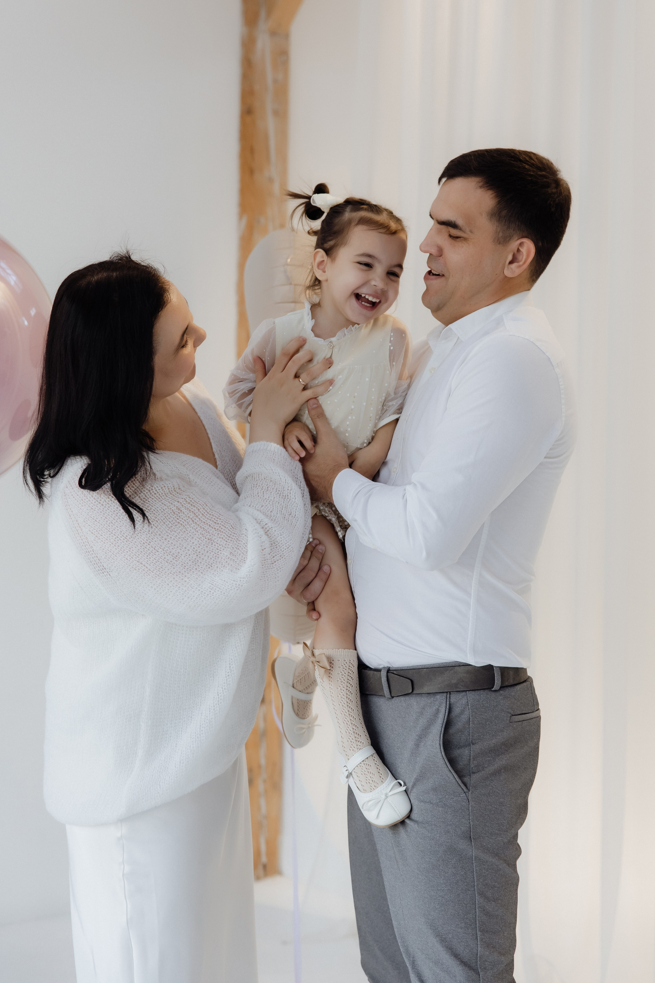 Николай, Зарина и Кира. Семейный и свадебный фотограф в Челябинске Мария Леонтьева