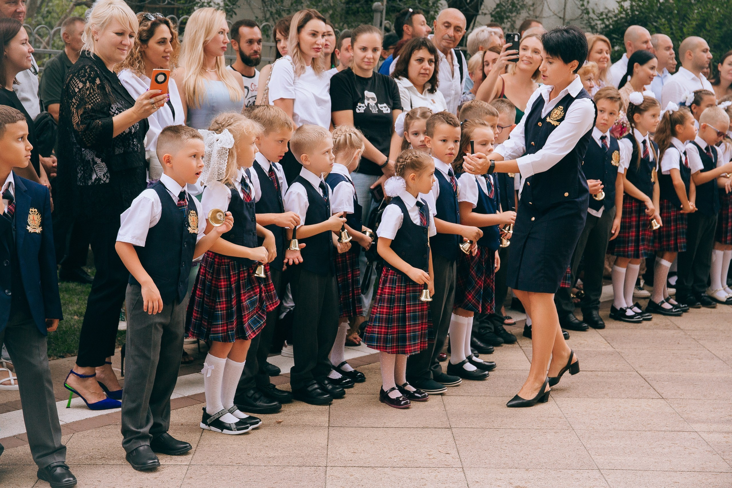1 класс школа «Личность». Выпускные альбомы Натальи Бутко: Новороссийск, Анапа, Геленджик
