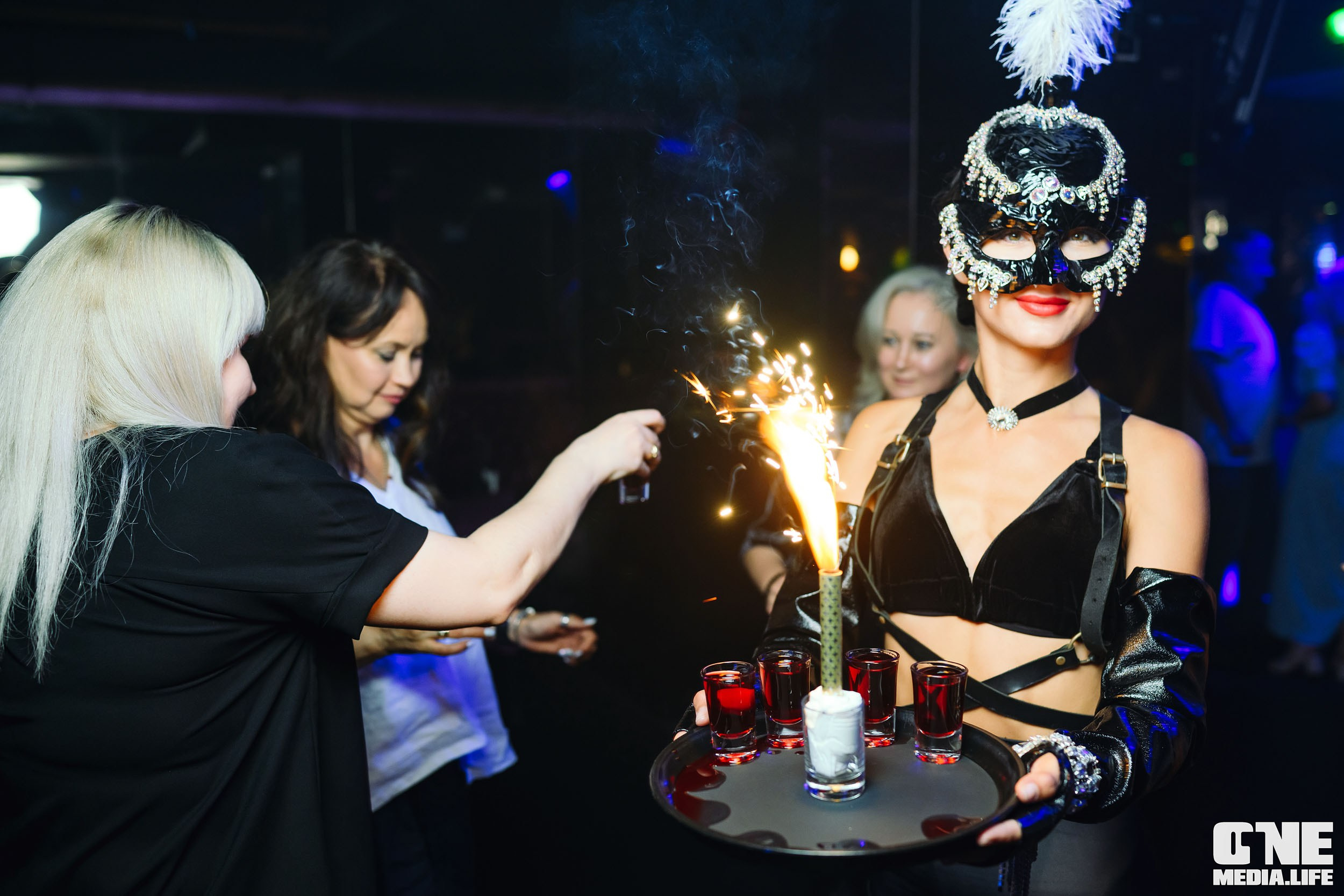 Фоторепортаж из караоке-клуба Эйфория. One Media Life: фоторепортажи, фотоотчеты с мероприятий и заведений