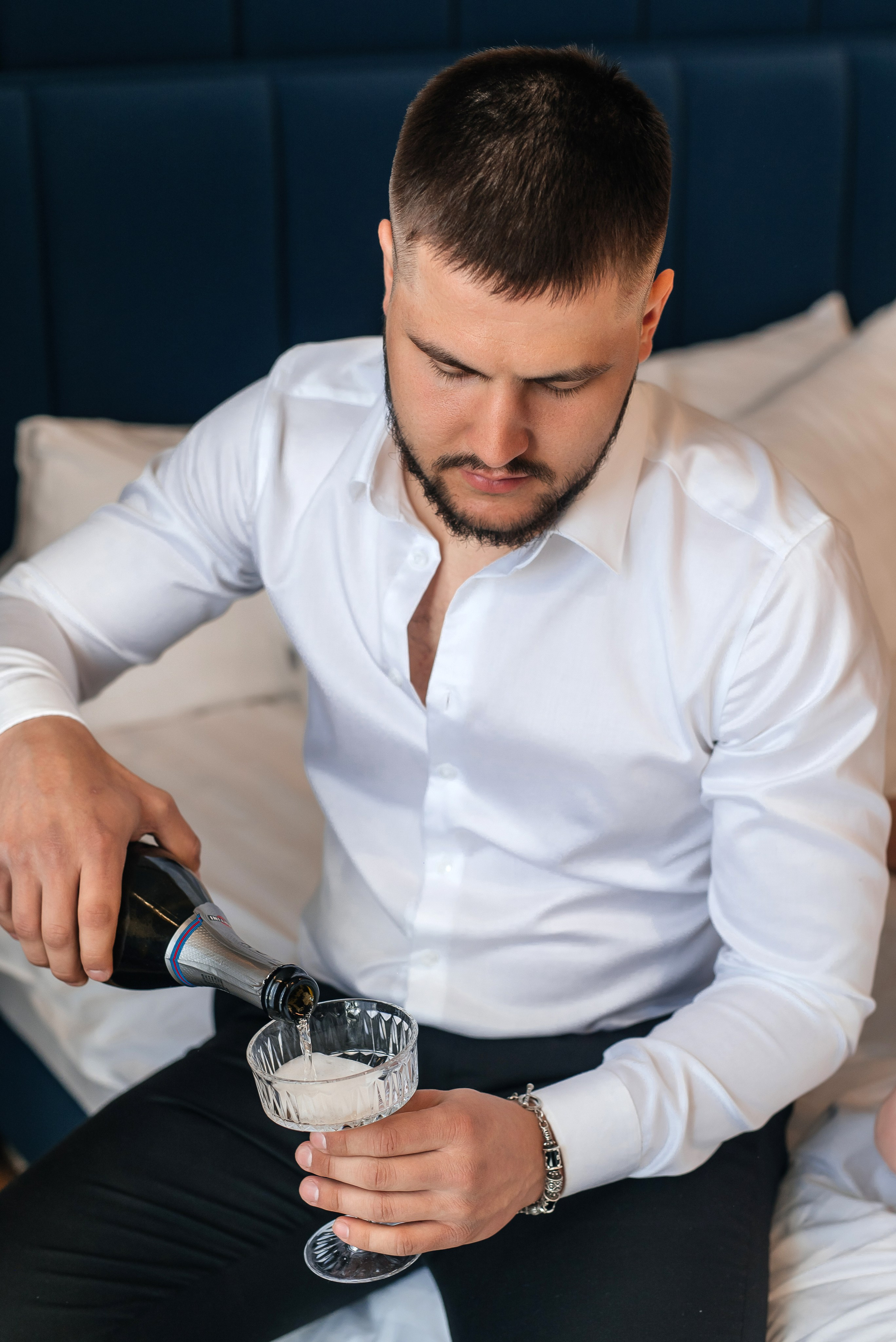 Свадебное утро в отеле у моря. Свадебный фотограф Елена Рякина