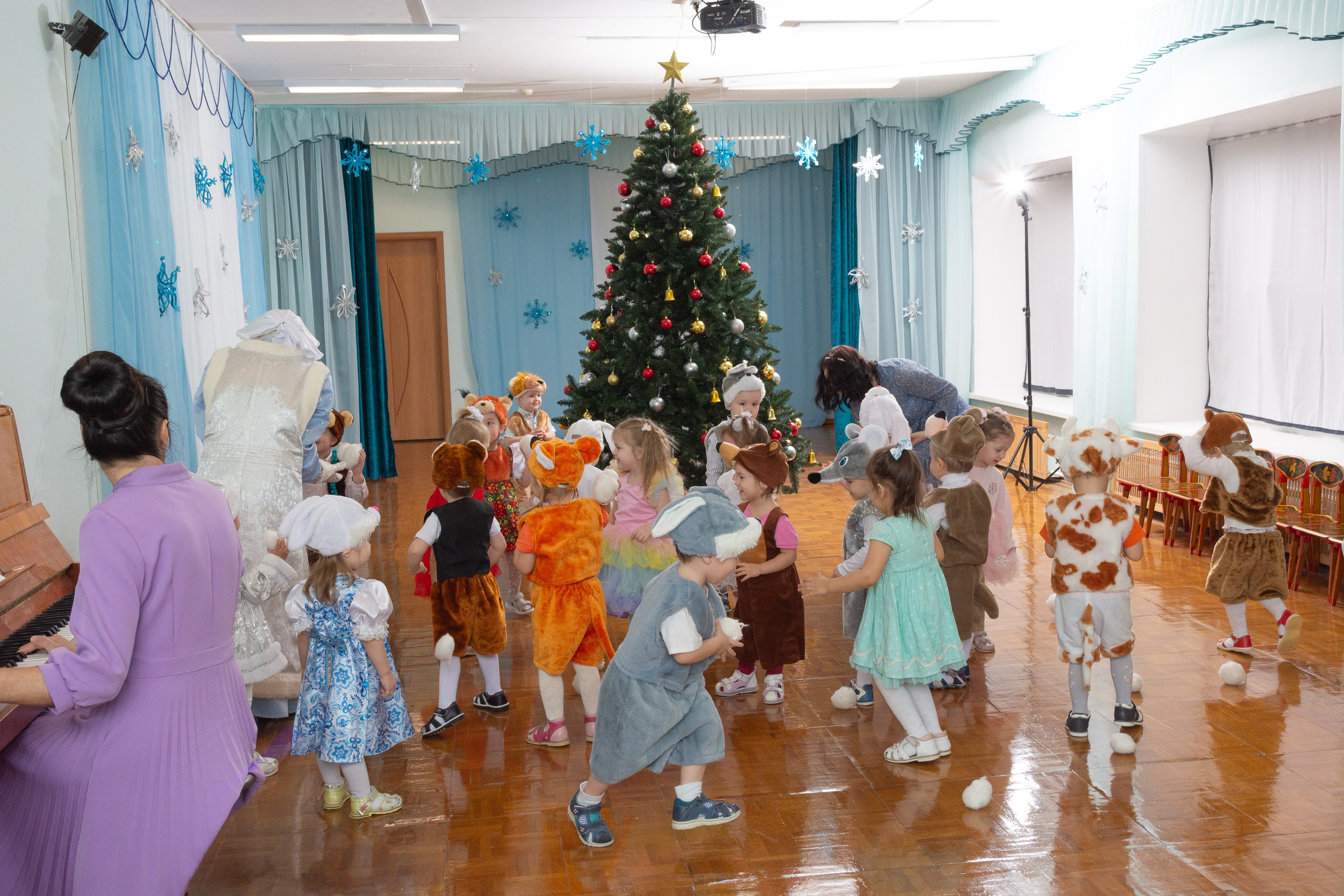 Новогодний утренник в саду 2023
