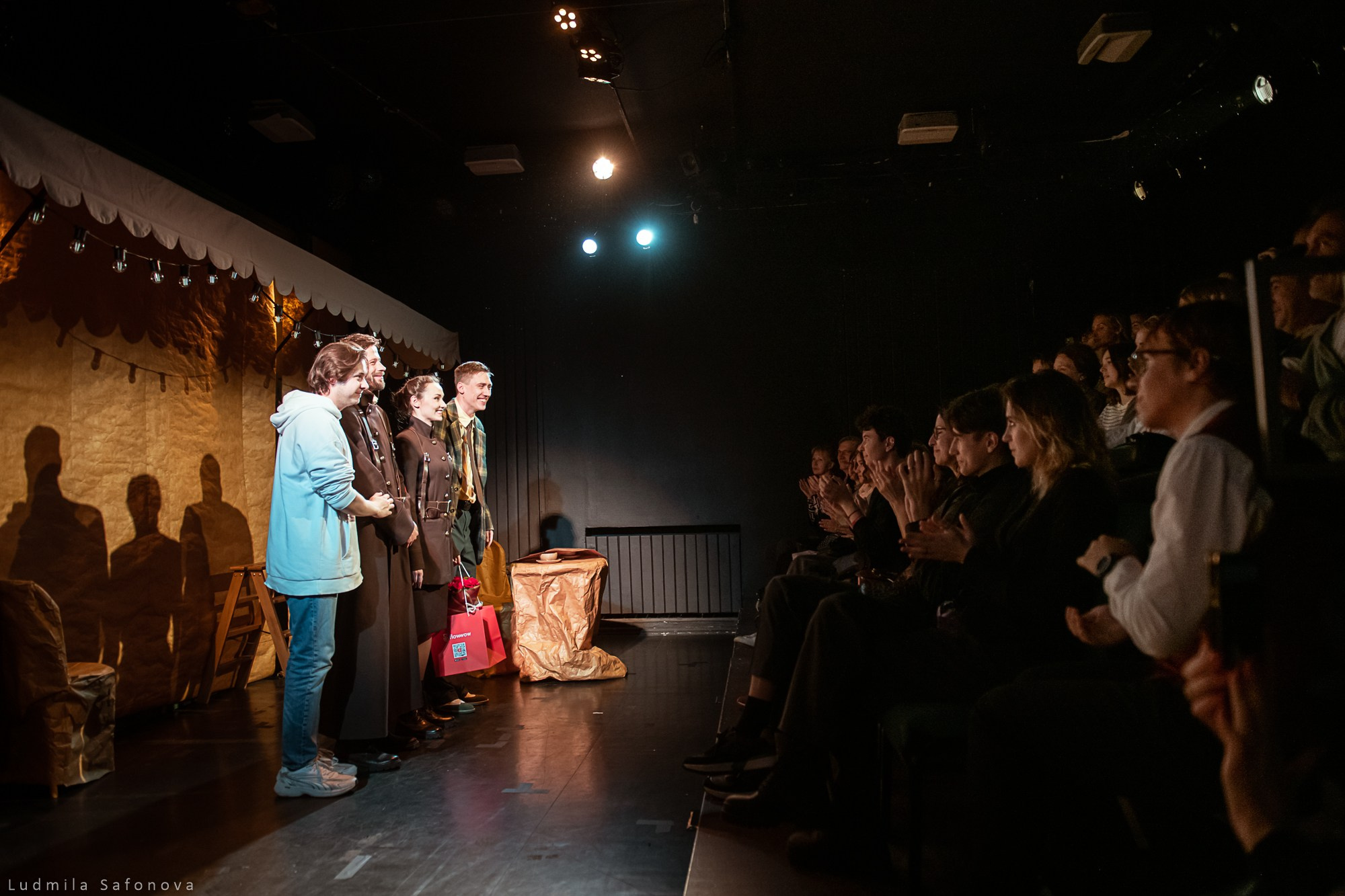 Коричневое утро. РАМТ. Lucytheatre