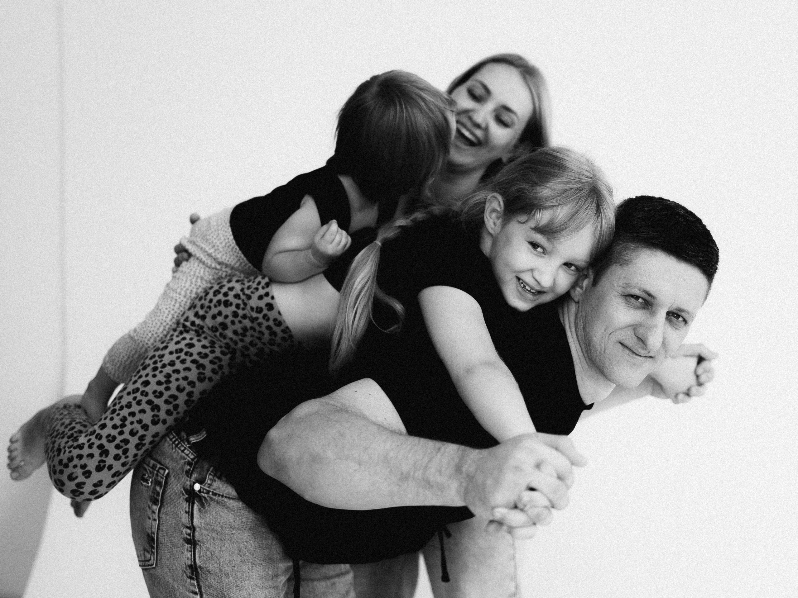 1 — минимализм. Семейный фотограф в Краснодаре Храмова Анна