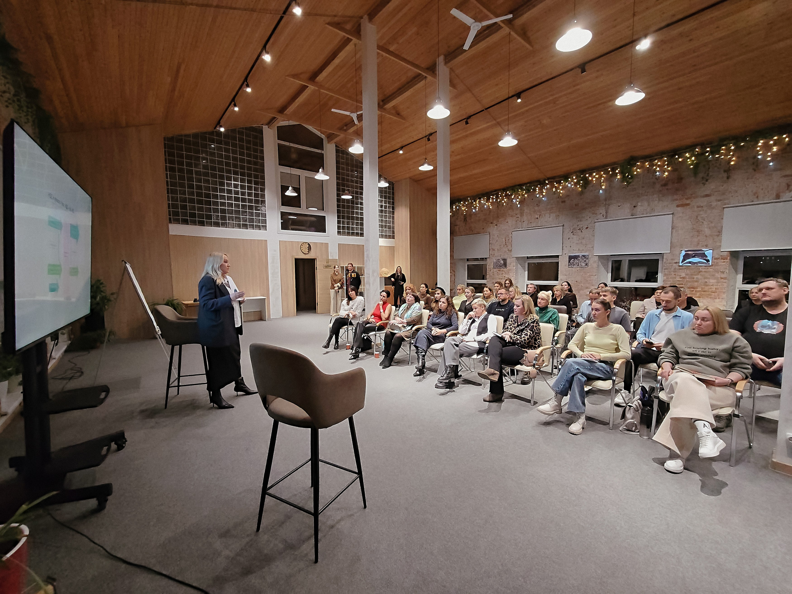 Лекция — Налоговая реформа 2026 — СНЯТО НА СМАРТФОН. Фотограф Яковлев Роман — Красноярск