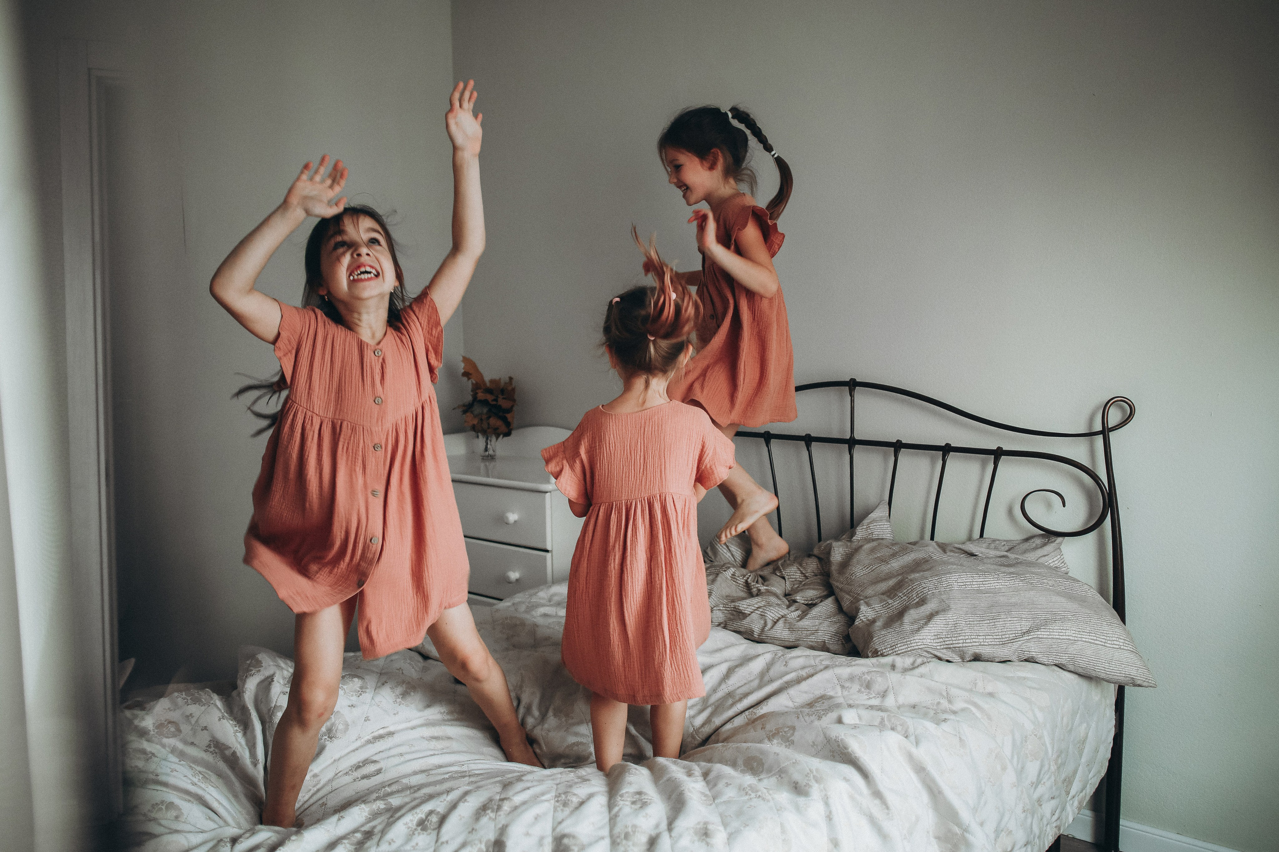 Светлана с дочками. Семейный фотограф в Москве Марина Петра