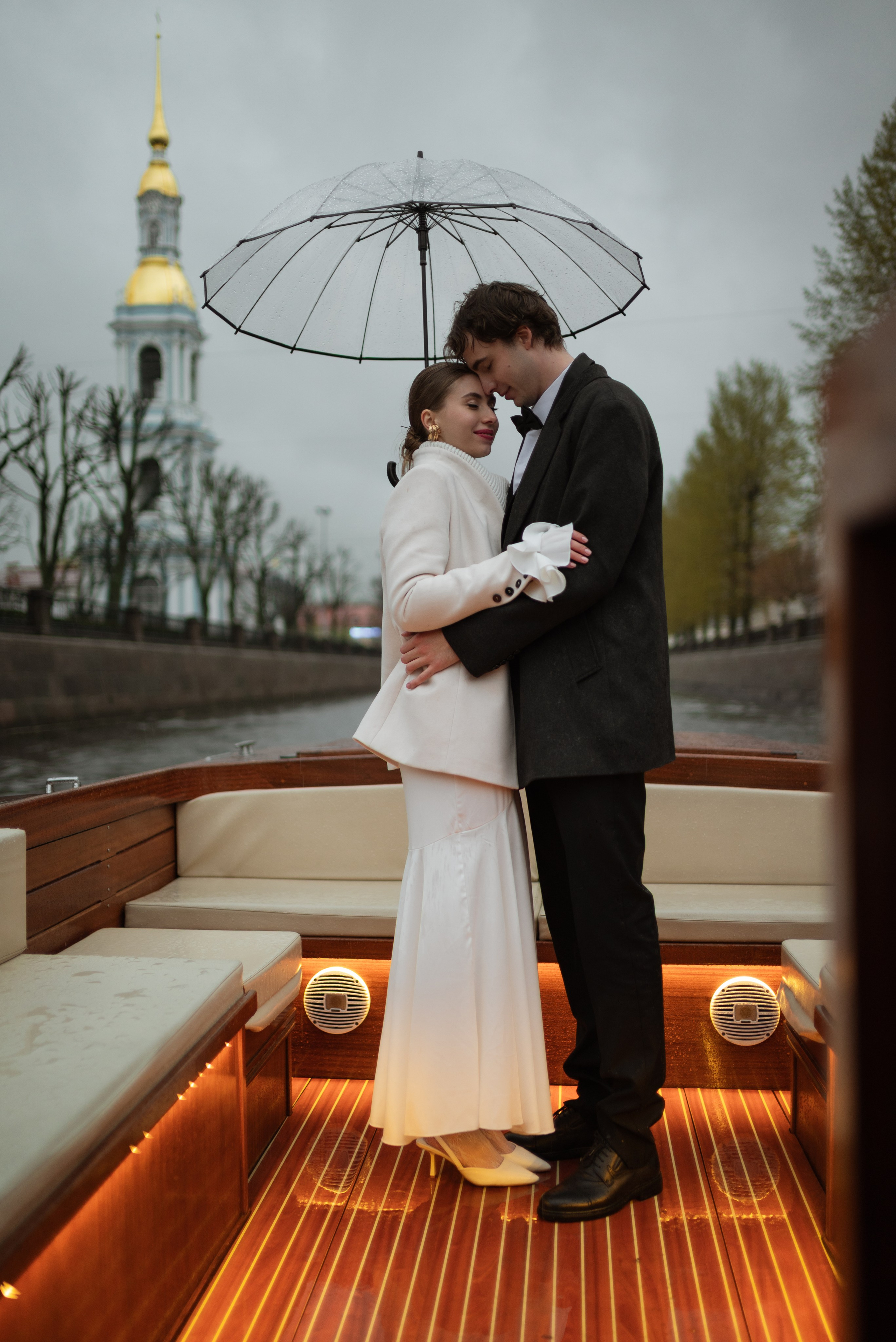 Александр и Варвара | 06.05.25. Свадебный фотограф в Санкт-Петербурге Владислава Тюльпина